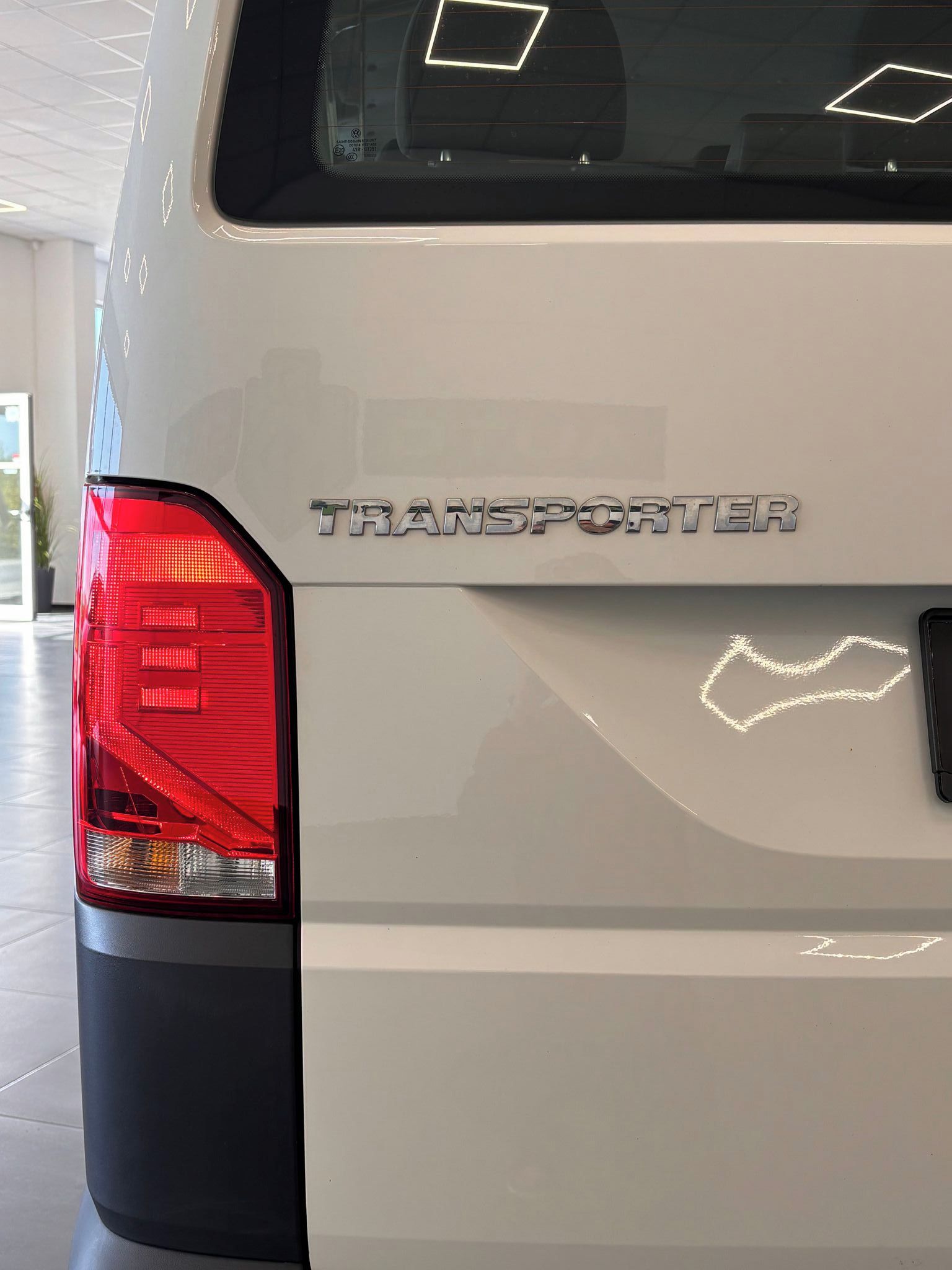 Volkswagen Transporter, 81 kW 89 tis.km 9 míst TOP - fotka 6