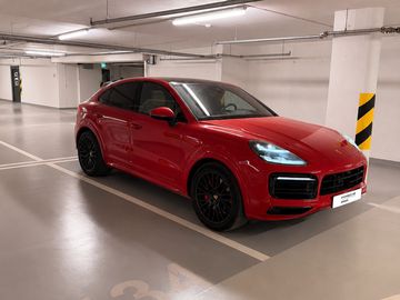 GTS V8, Porsche approved