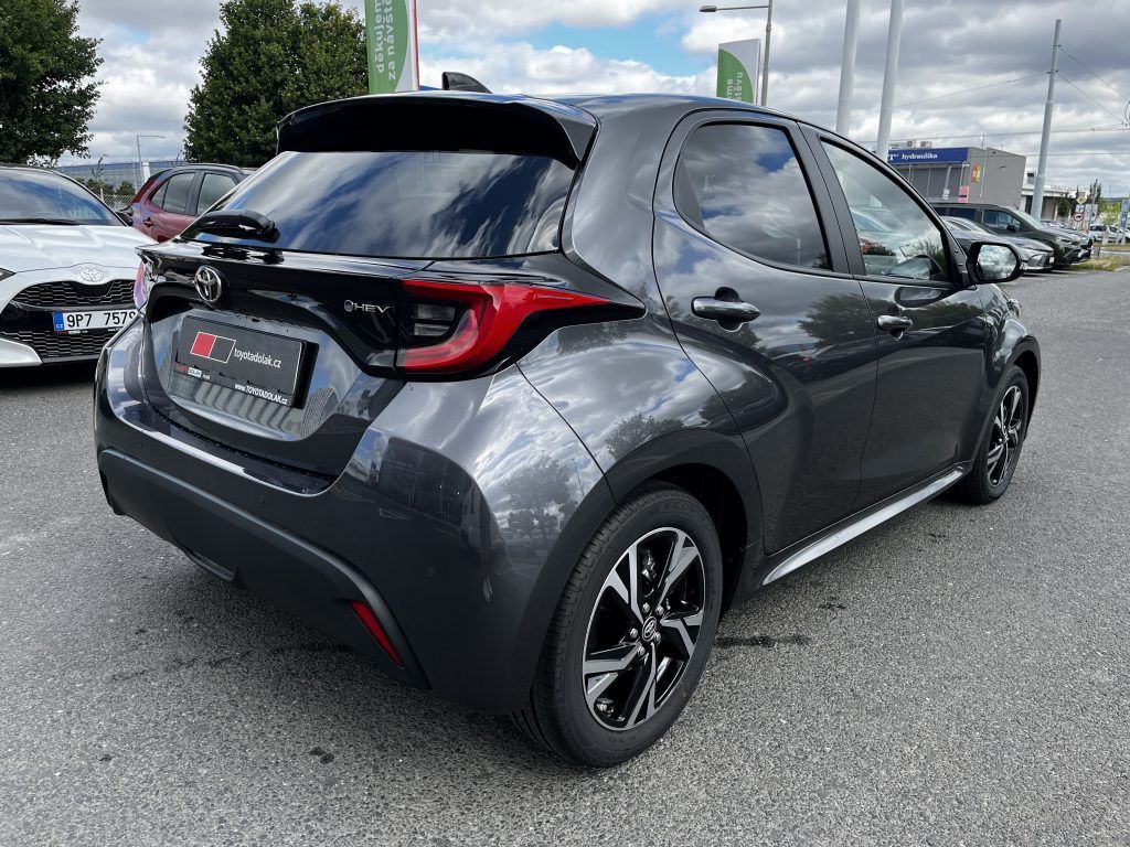 Toyota Yaris, 1.5 Hybrid Style ODBĚR 9/2026 - fotka 6