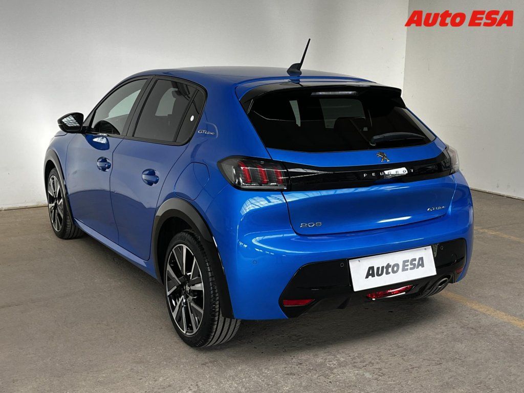 Peugeot 208, 1.2,navi - fotka 6
