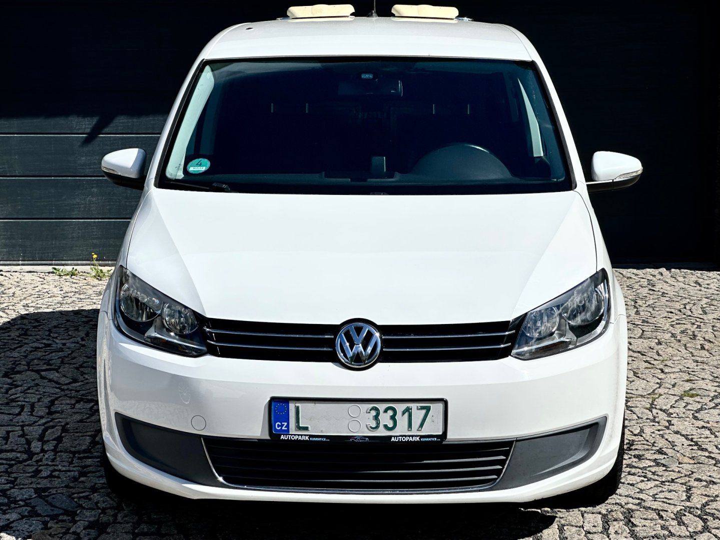 Volkswagen Touran, 1.6 TDi DSG - vestavba pro psa - fotka 2