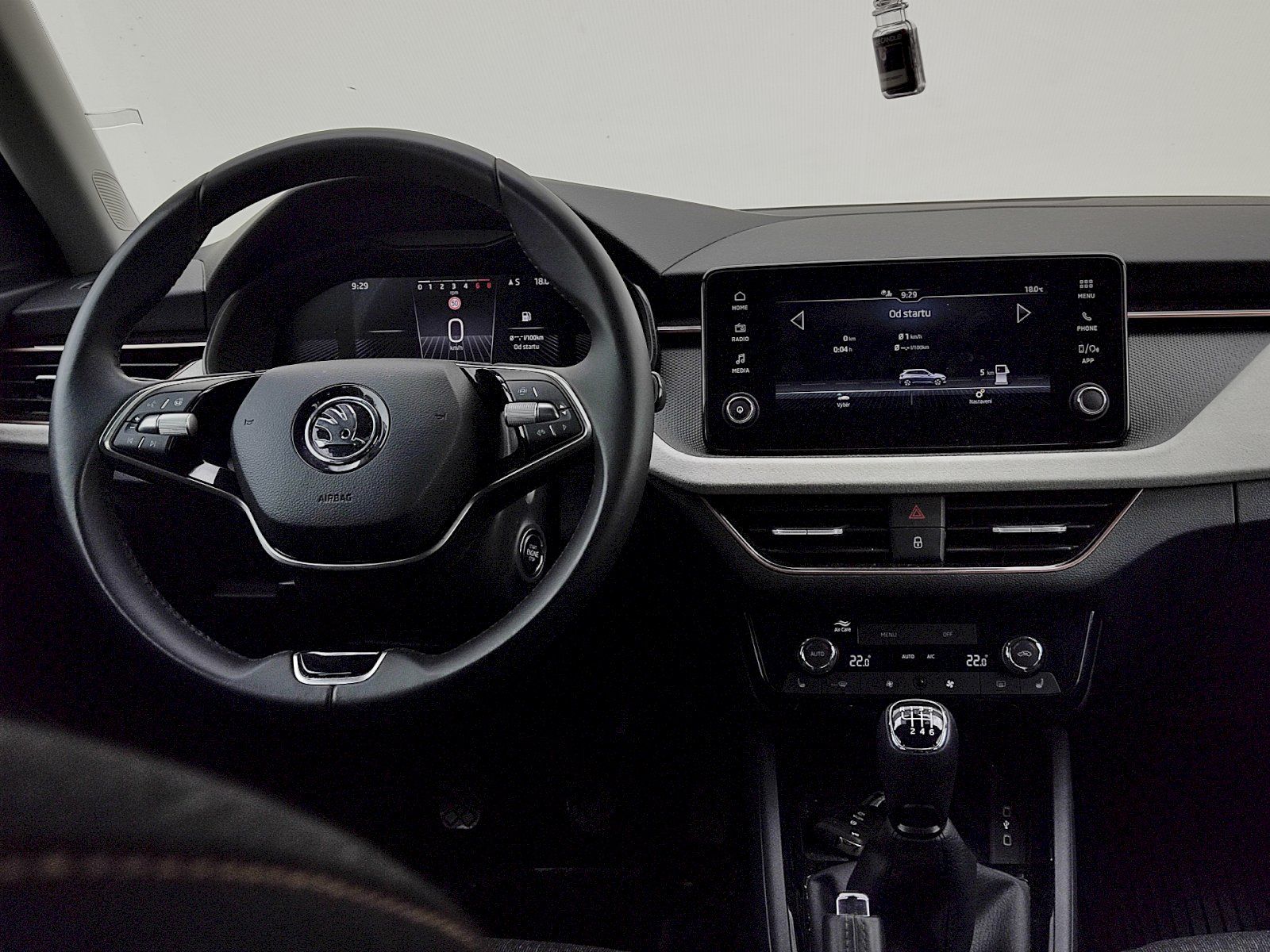 Škoda Scala, Top Selection 1,0 Tsi 85 Kw - fotka 6