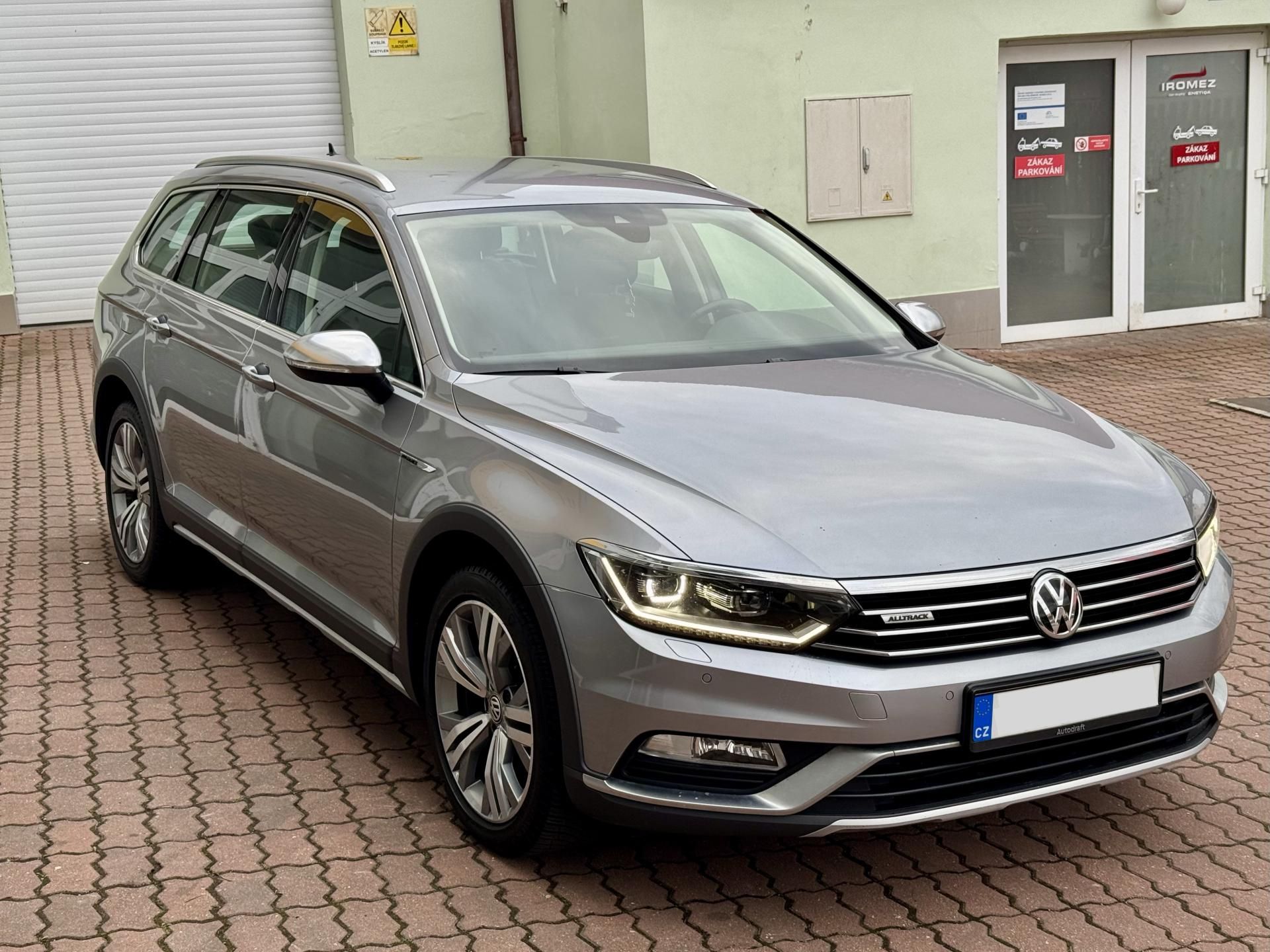 Volkswagen Passat, Alltrack 2.0TDI 140kW - fotka 4