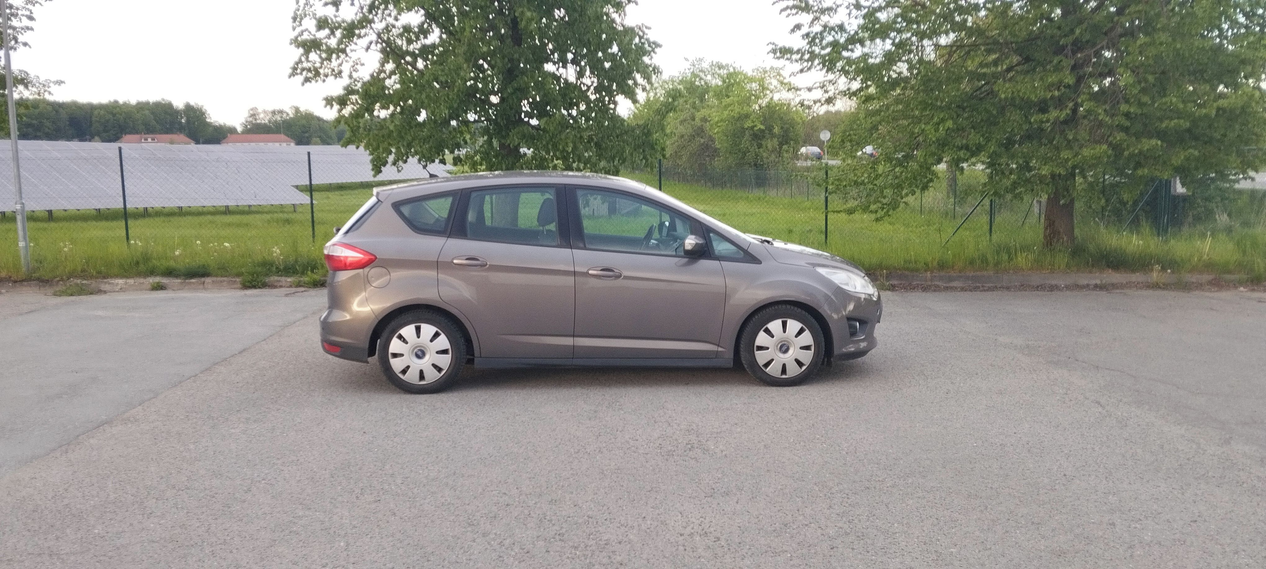 Ford C-MAX, 1,6 TDCi, 1. majitel - fotka 2