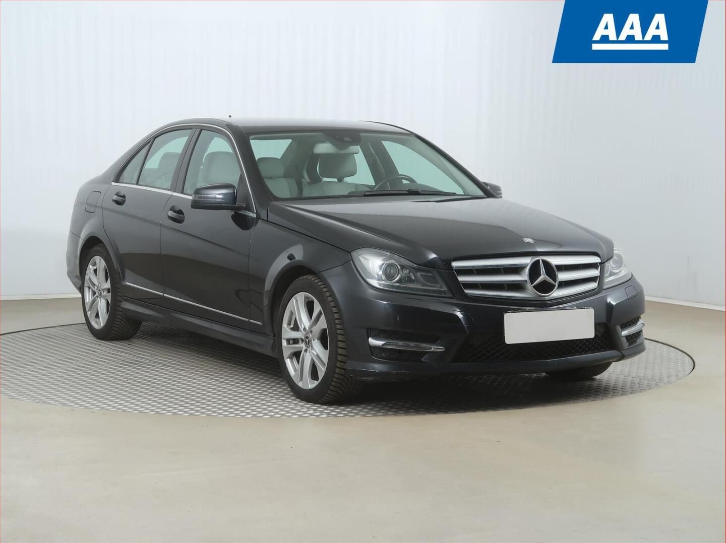 Mercedes-Benz Třídy C, 200, Avantgarde, Navi, Xenony