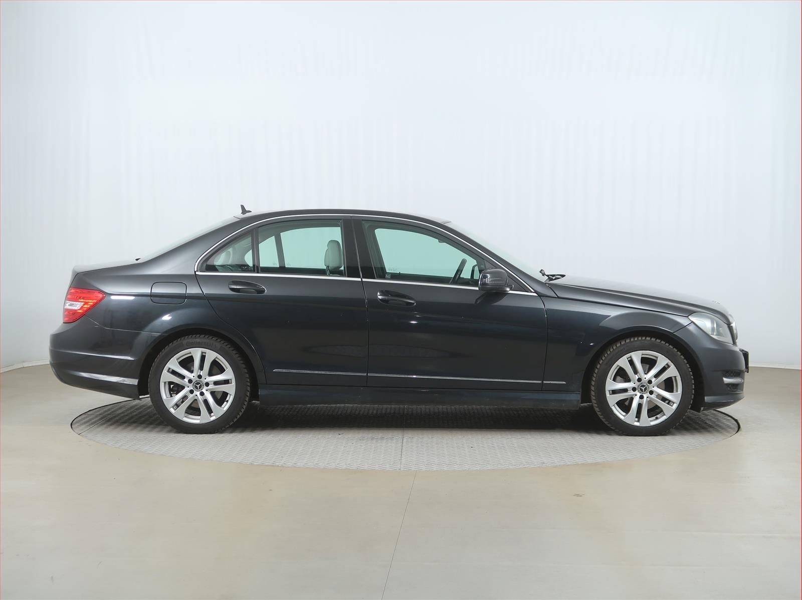 Mercedes-Benz Třídy C, 200, Avantgarde, Navi, Xenony - fotka 6