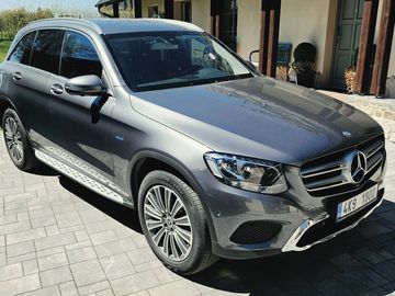 MercedesBenz GLC 350e 4MATIC
