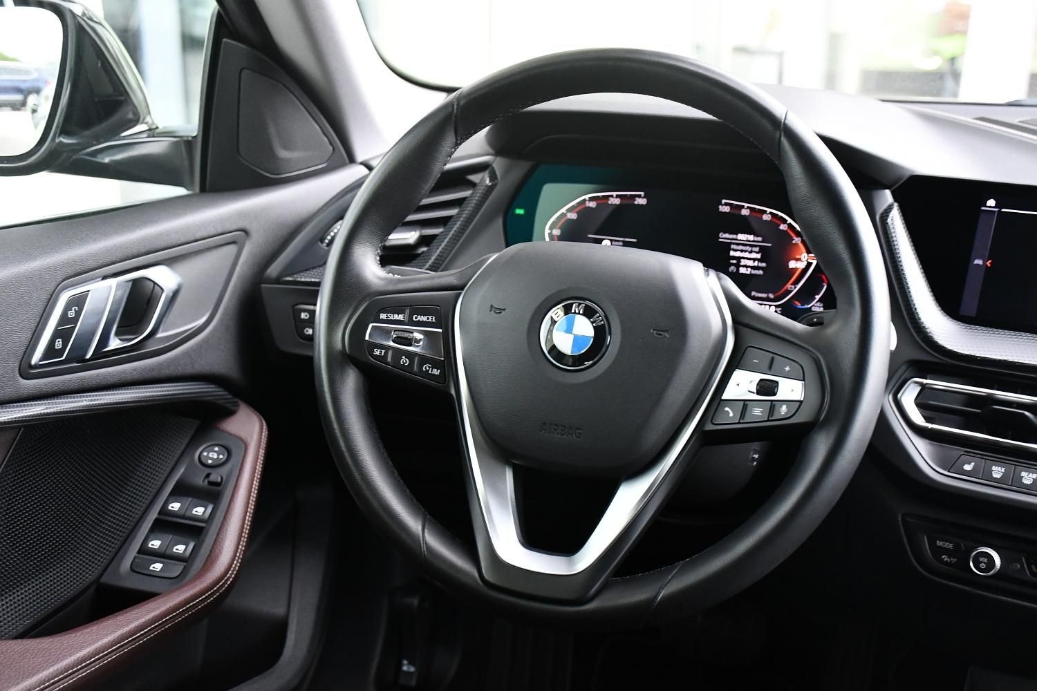 BMW Řada 2, 218d NAVI LED 1M ČR - fotka 6