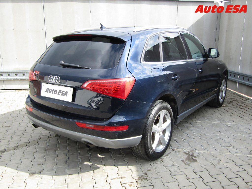 Audi Q5, 2.0 TFSi quattro,S-line - fotka 4