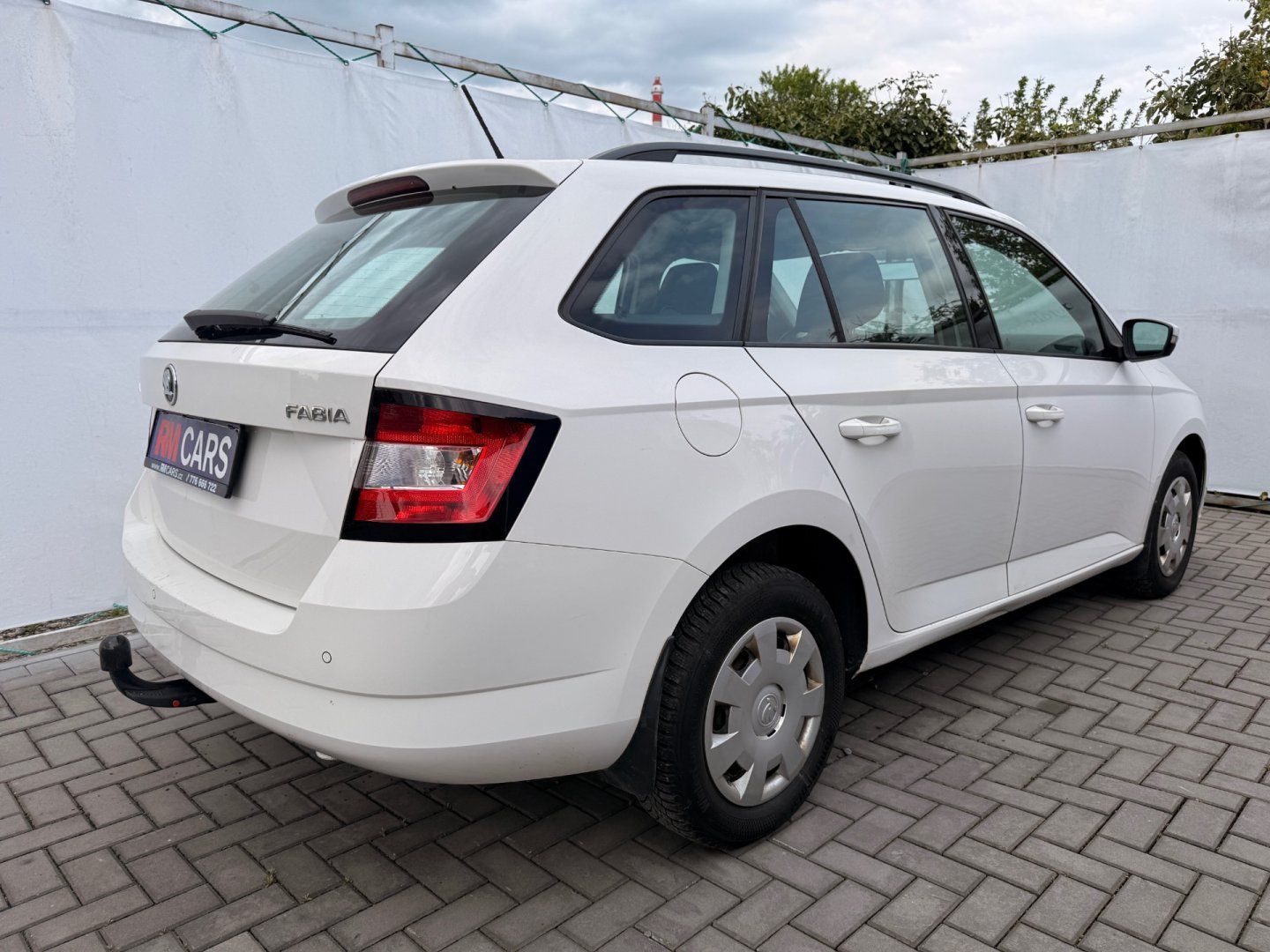 Škoda Fabia, 1.0TSI 70kW *2.Maj.*ČR*TAŽNÉ* - fotka 4