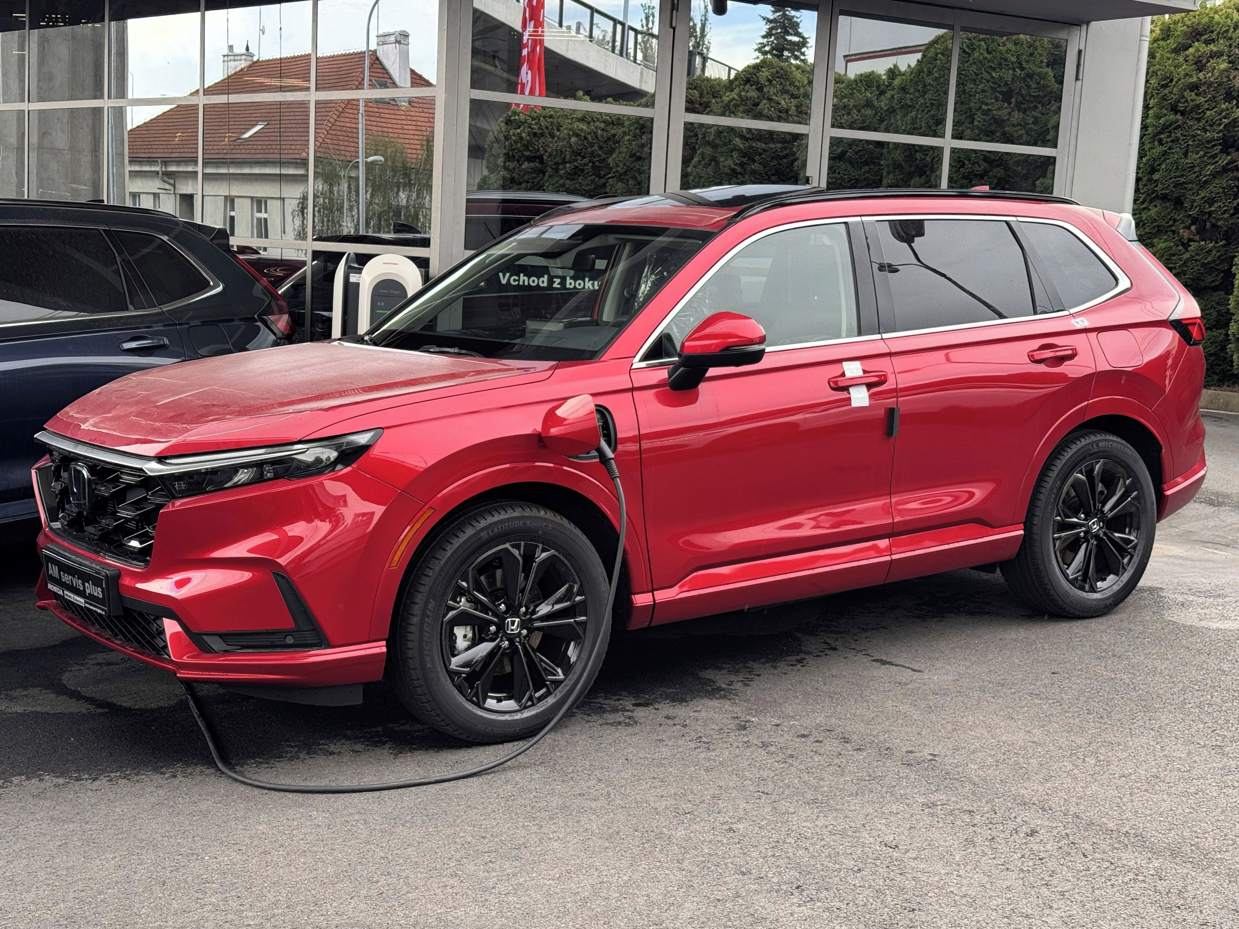 Honda CR-V, 2.0e:PHEV Advance Tech - fotka 2
