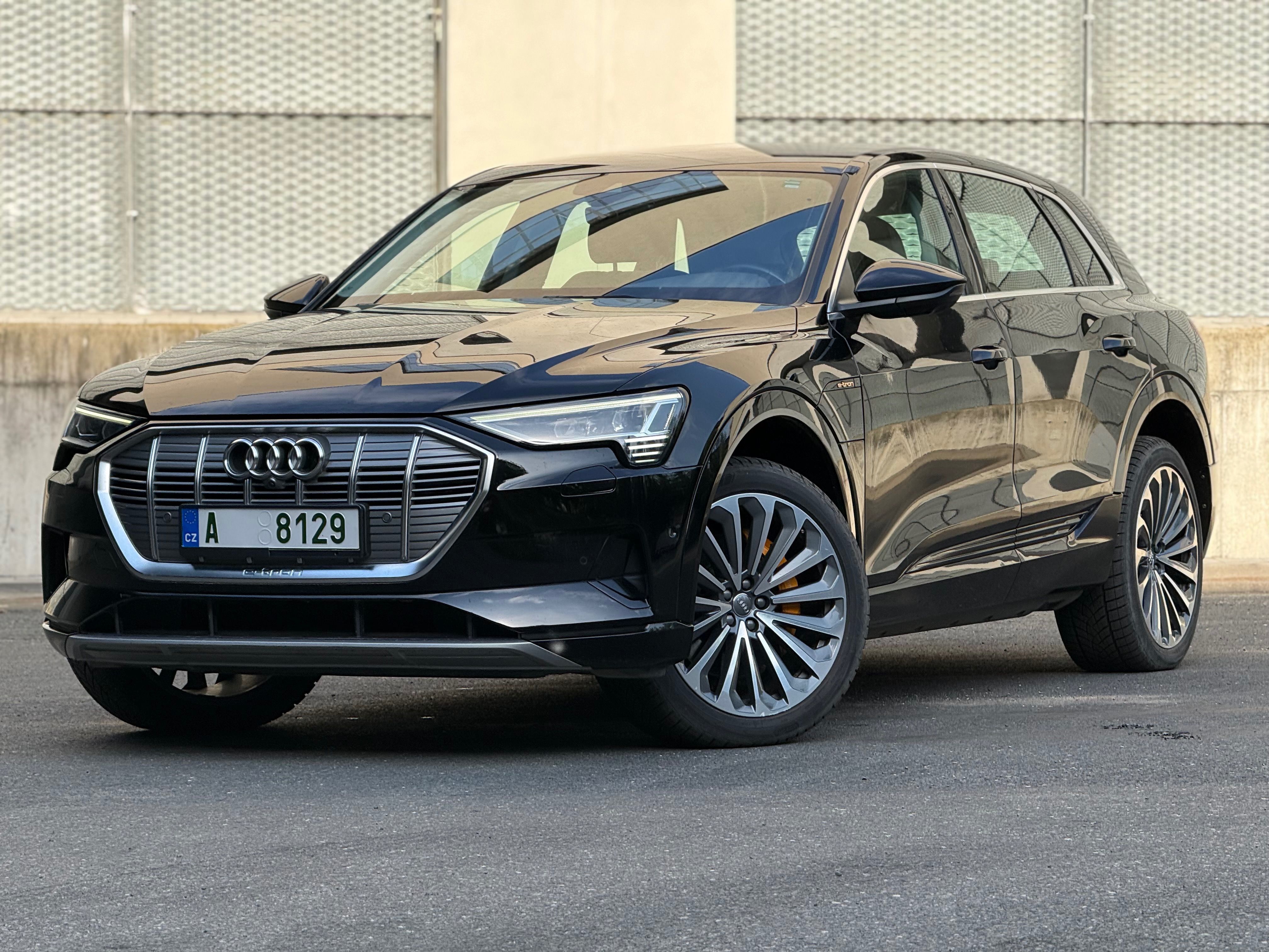 Audi e-tron, 55, Quattro, Matrix, tažné,360