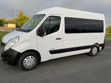 L2H2 2.3dci  8 míst + plošina