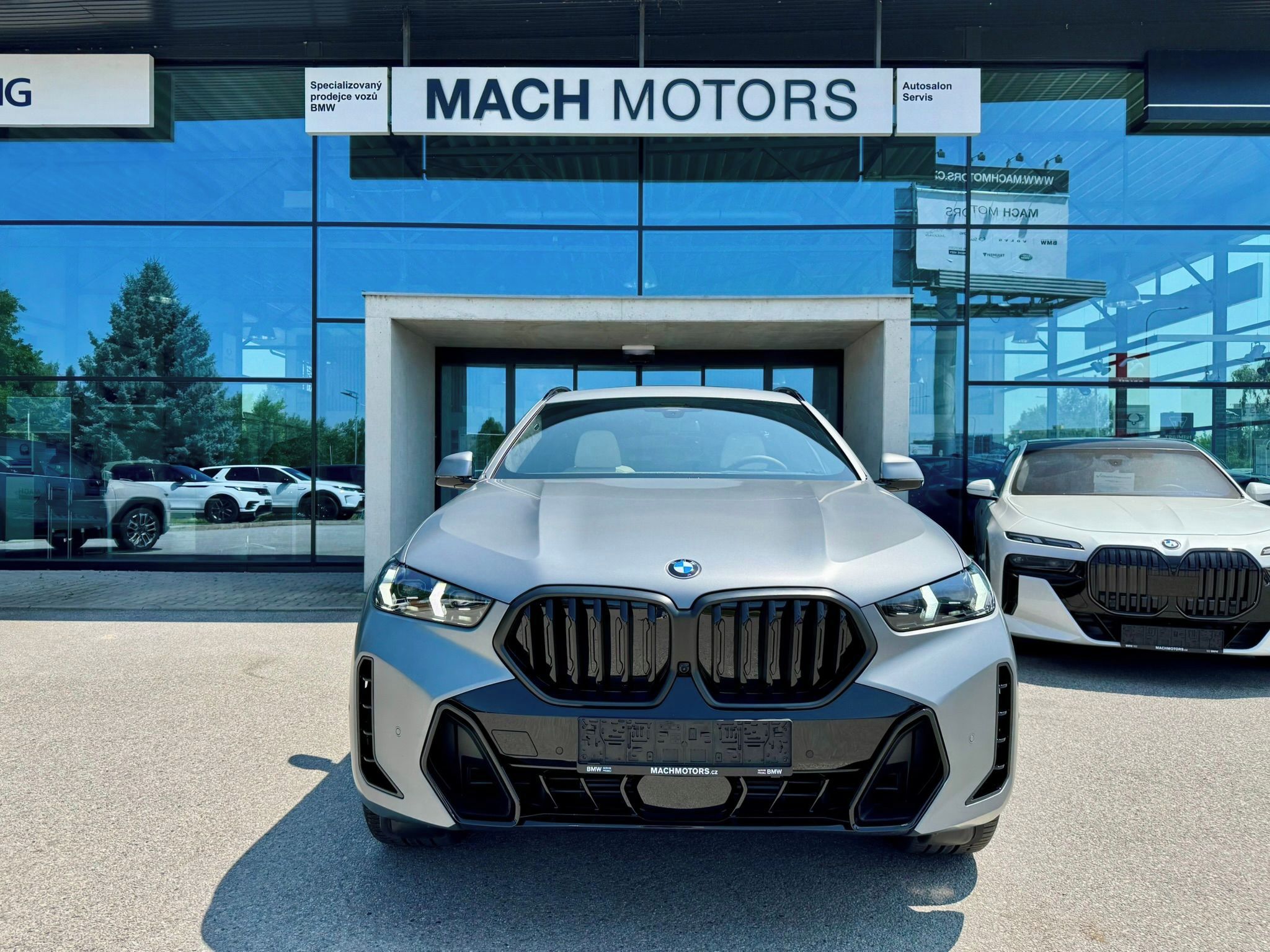 BMW X6, M60i xDrive 10/2025 - fotka 2