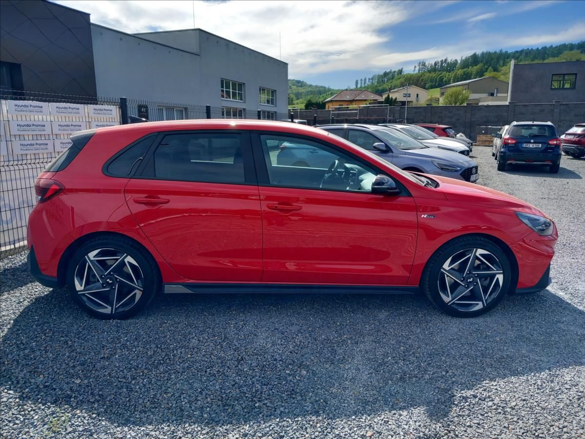 Hyundai i30, 1,5 T-GDi N-LINE - fotka 5