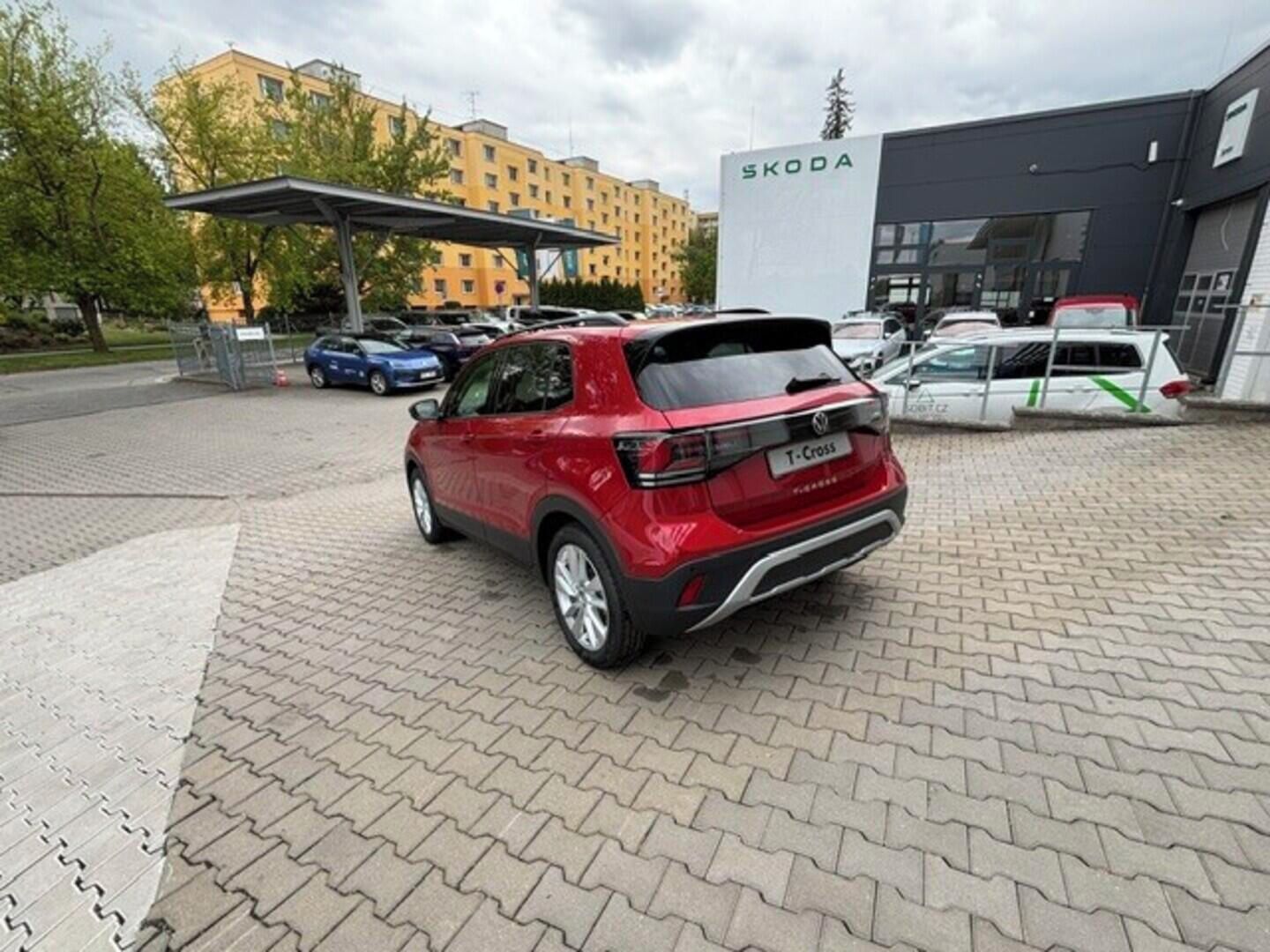 Volkswagen T-Cross, Love 1.0 TSI 85 kW 6G 85 kW - fotka 3