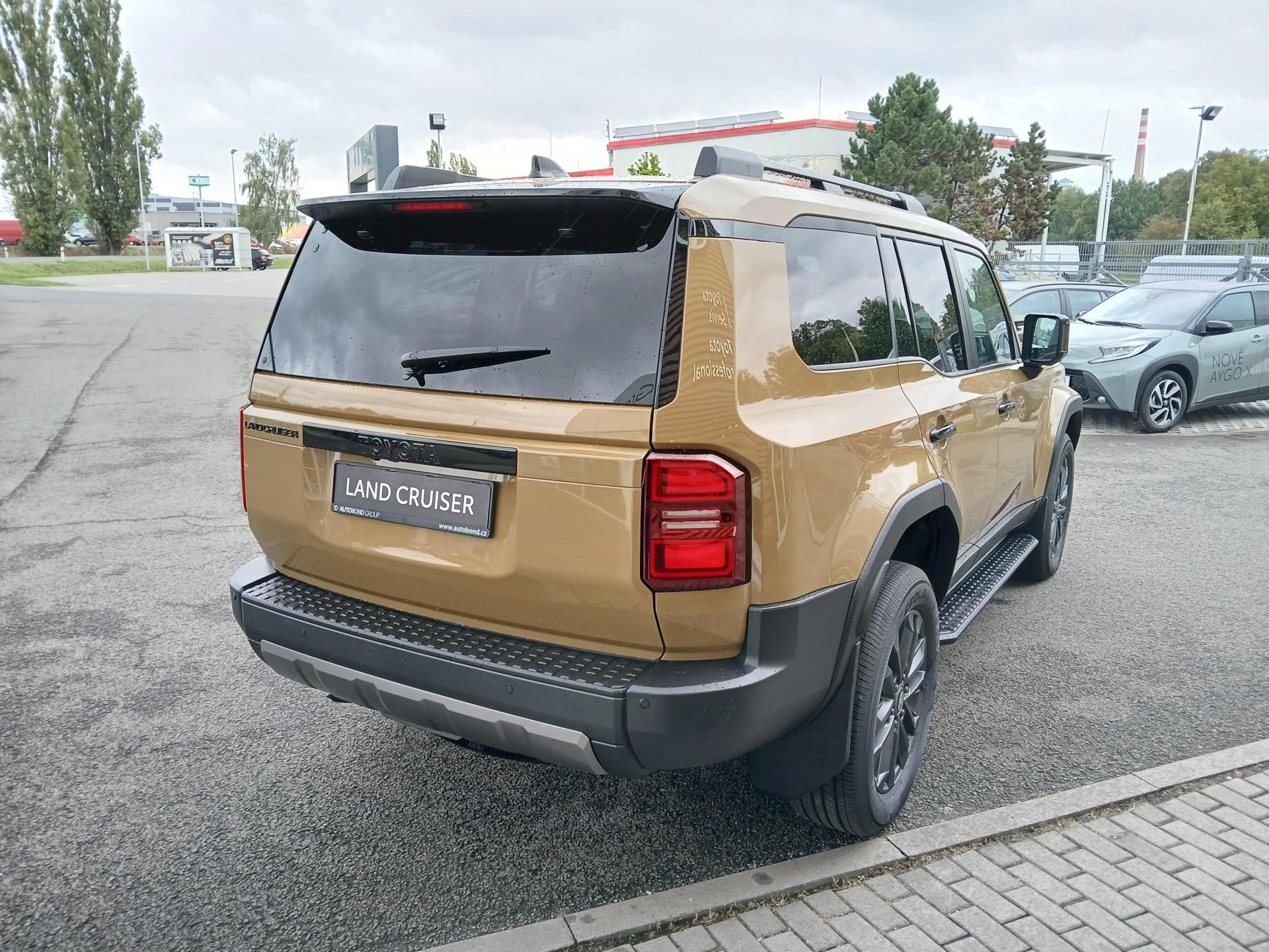 Toyota Land Cruiser, 2.8D 8AT Executive - fotka 5