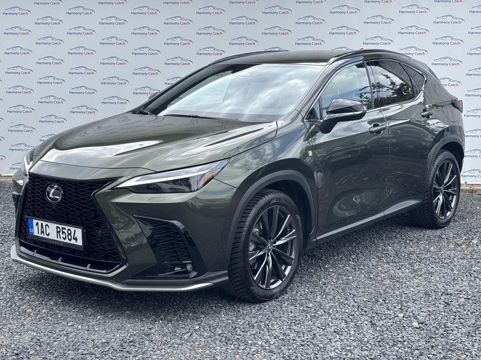 Lexus NX 350h, 2.5HSD, 4x4, F-Sport top, ČR - fotka 3