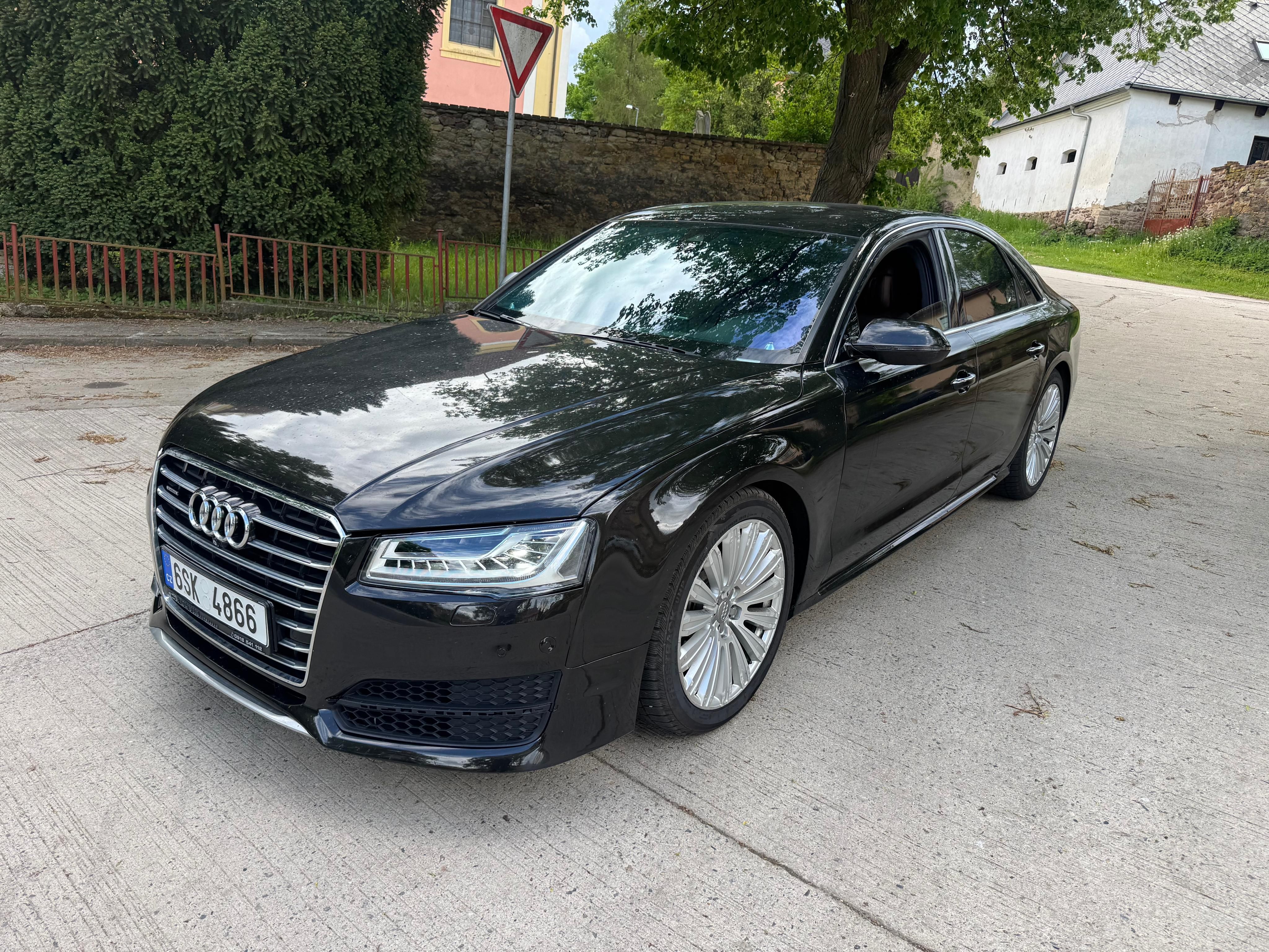 Audi A8, Audi A8 D4 2014 Facelift 4.2td - fotka 2