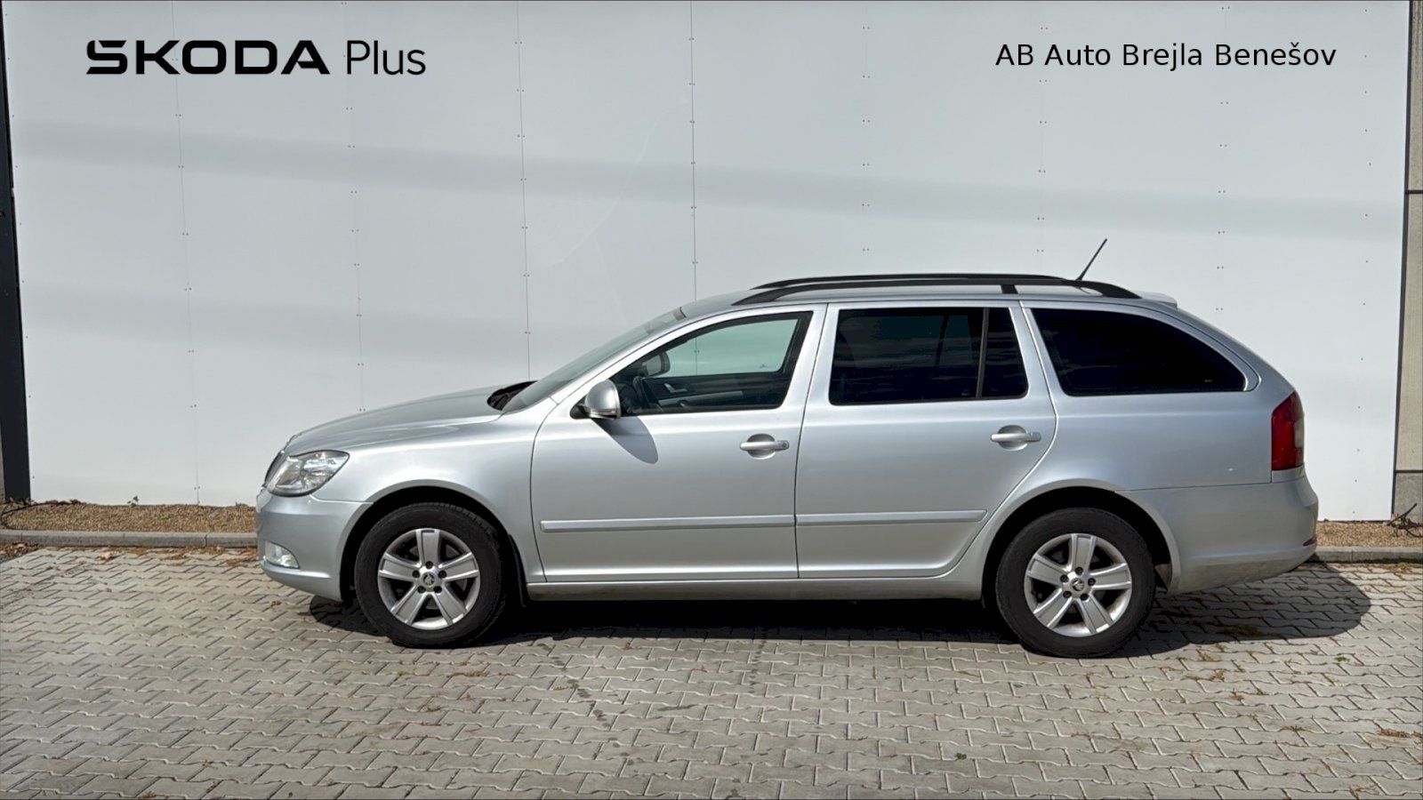 Škoda Octavia, COM.AMBIENTE 2,0TDICR DPF - fotka 3