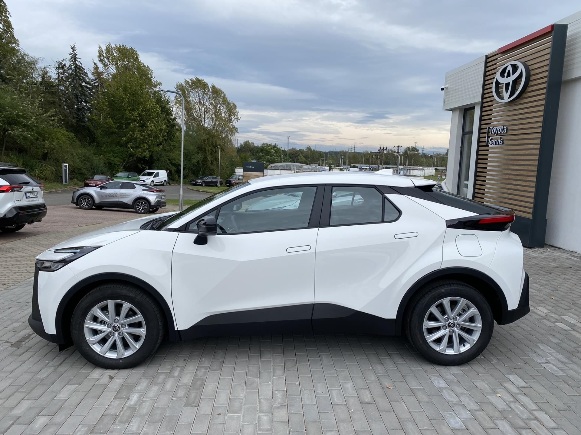 Toyota C-HR, 1.8 HEV Limited Edition - fotka 3
