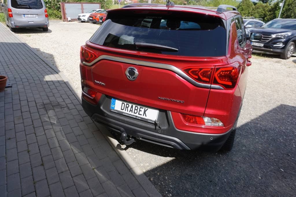 SsangYong Korando, 1,5 1,MAJITELKA NOVÉ V ČR - fotka 6