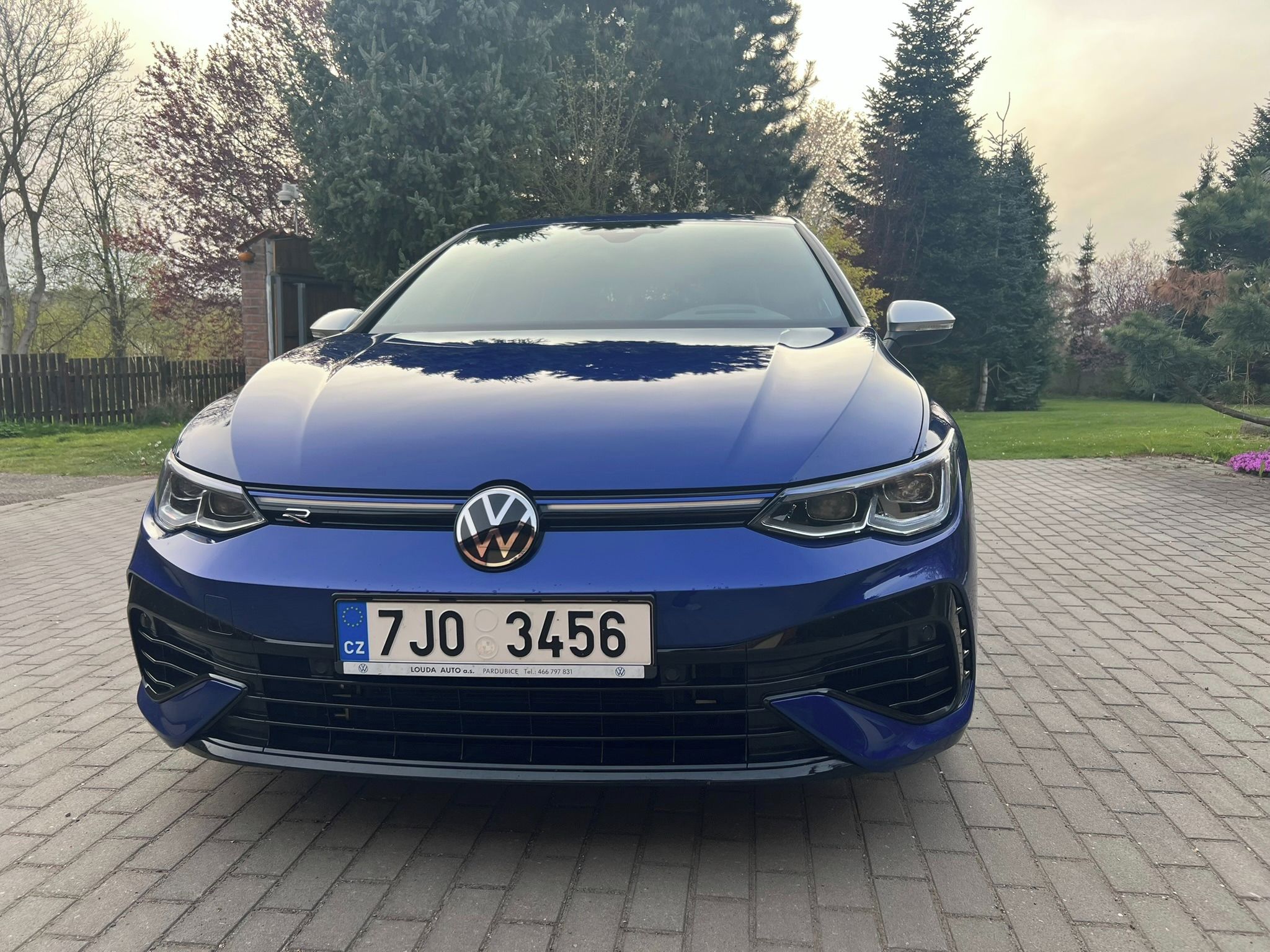 Volkswagen Golf, R 235 kw, R-Performance Akrapy - fotka 6