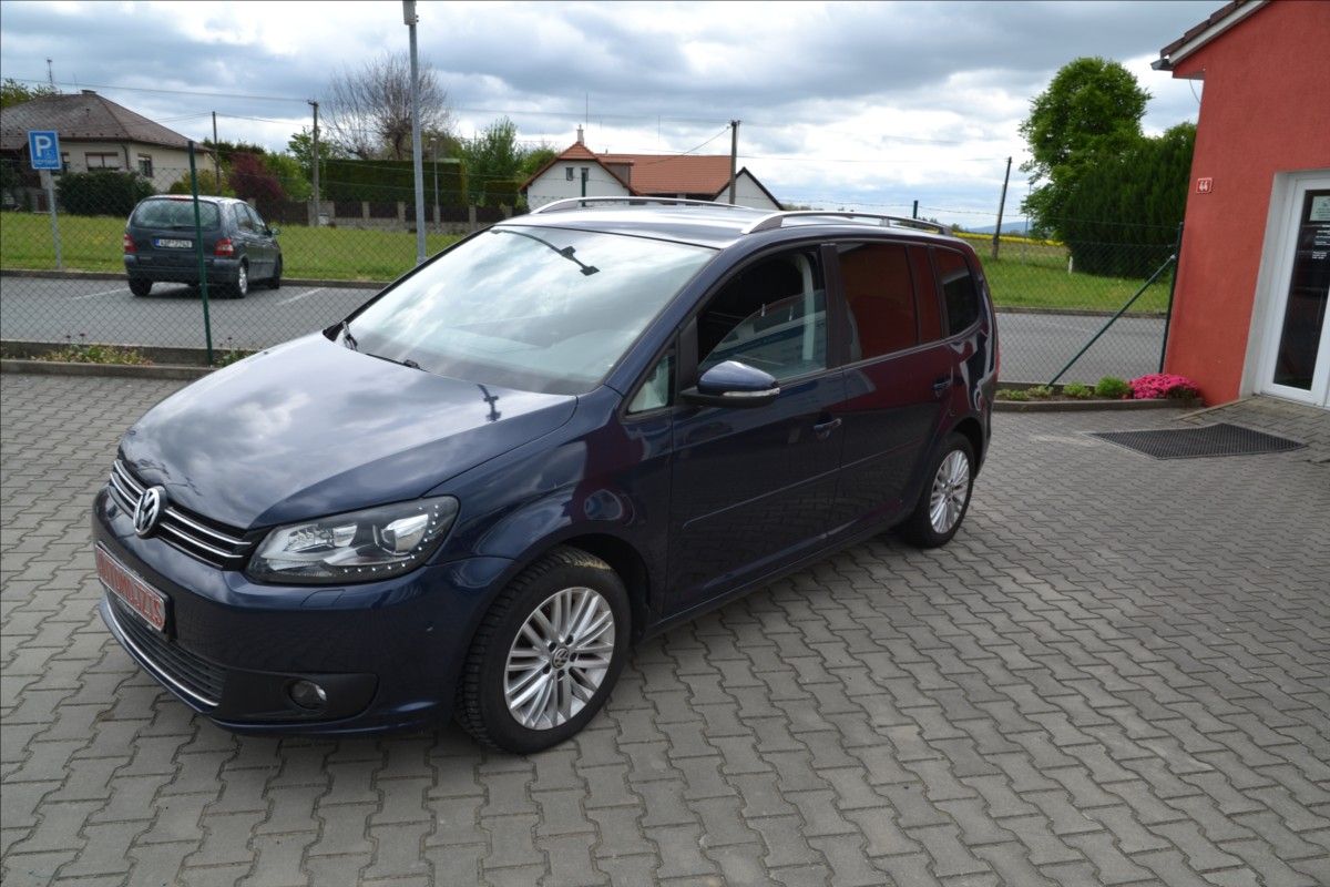 Volkswagen Touran, 2,0 TDI DSG WEBASTO TZ LED DIG - fotka 3