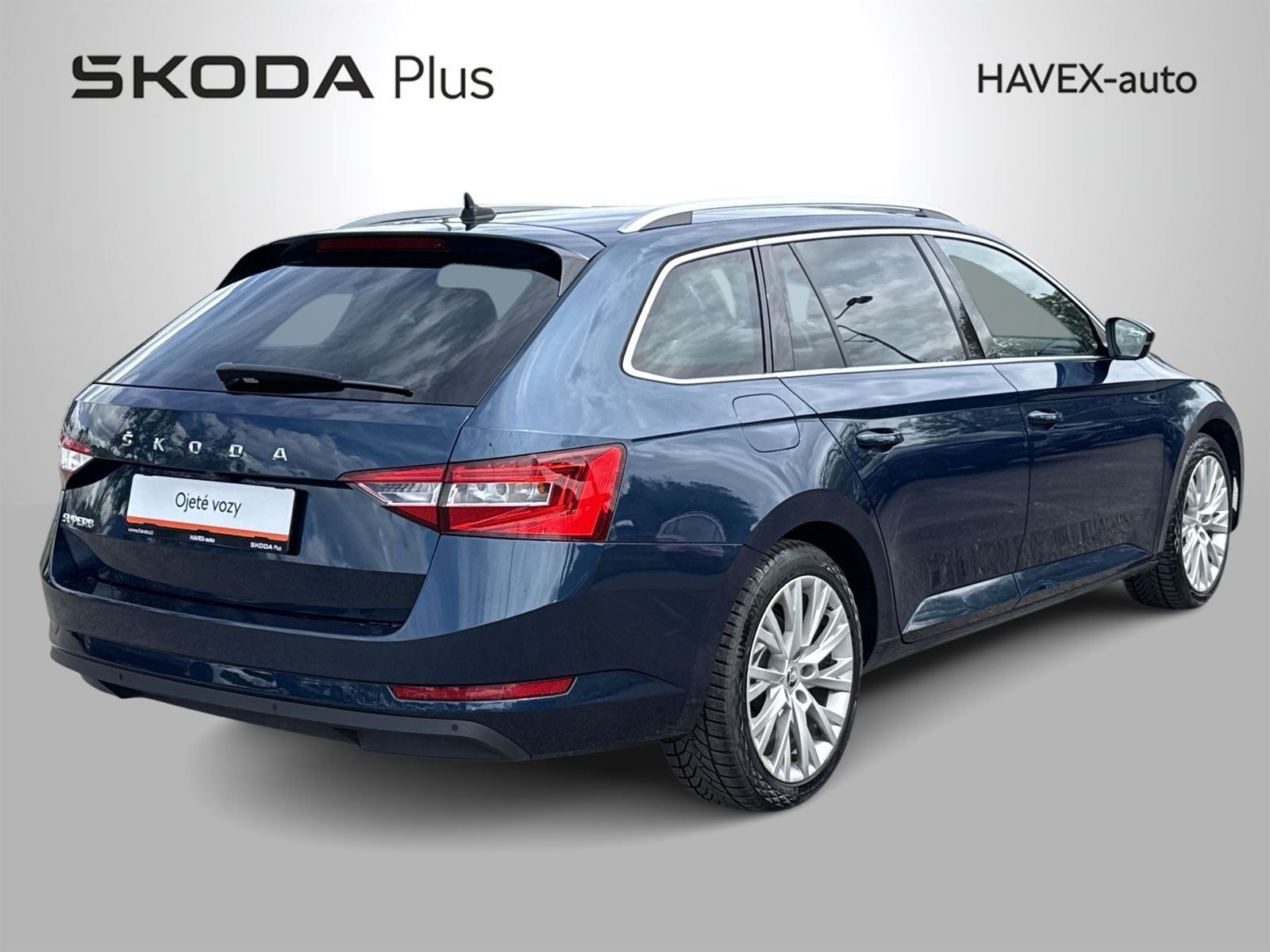Škoda Superb, Combi 2.0 TDI DSG Style - fotka 2