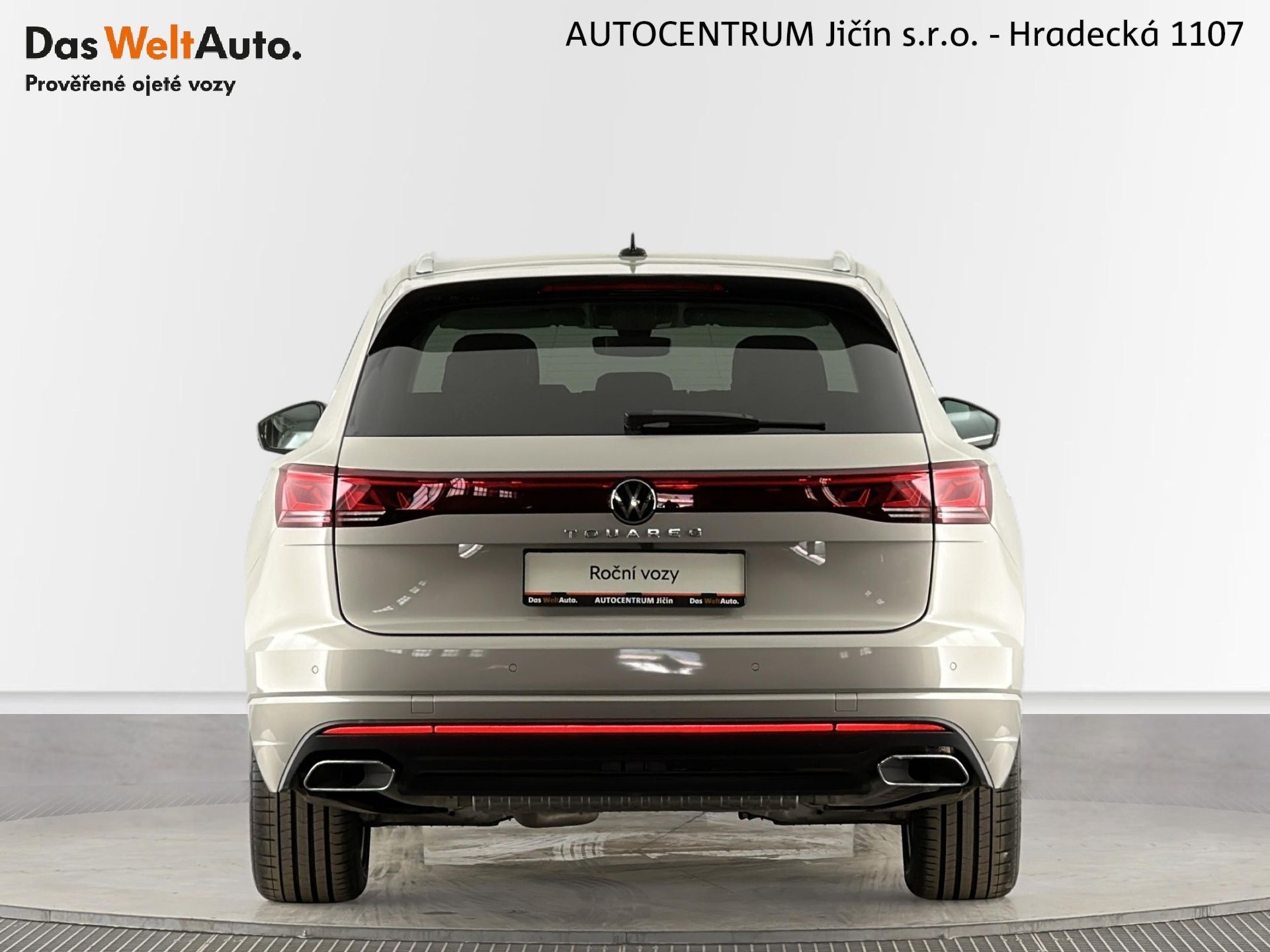 Volkswagen Touareg, Elegance 3.0 TDI 210kW 4Motion - fotka 6