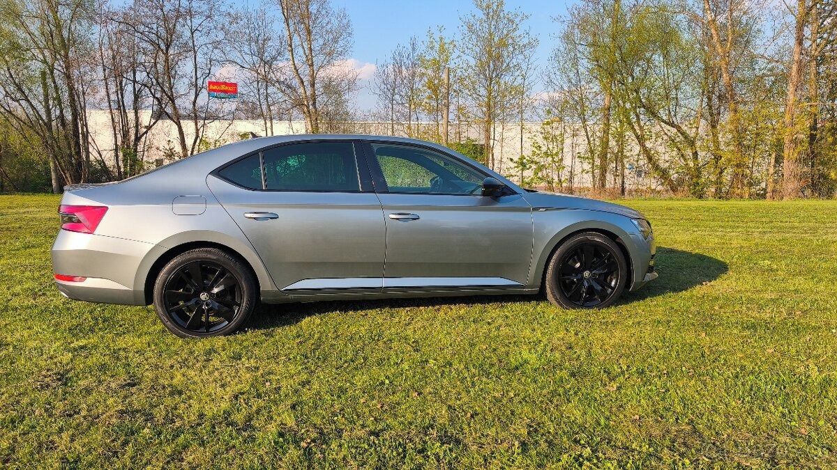 Škoda Superb, 3 2.0 TDi 110kW Sportline,DSG, - fotka 2