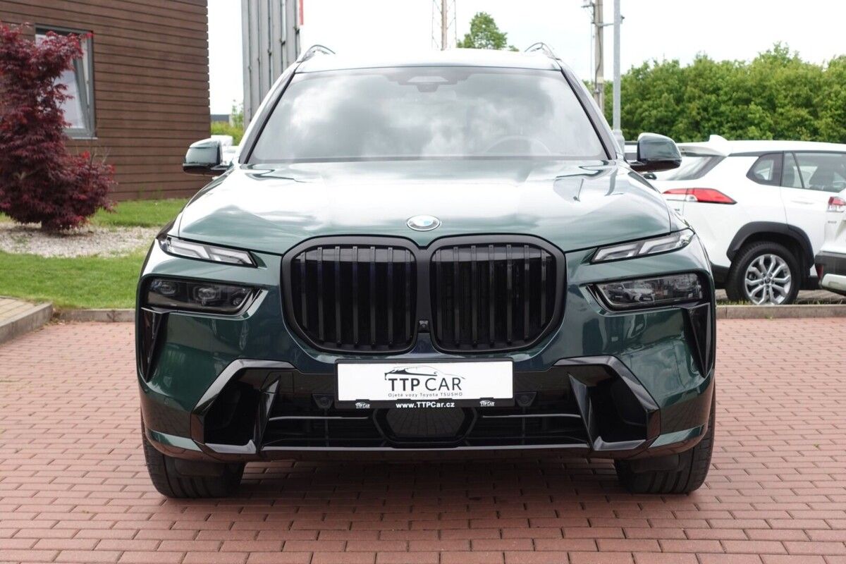 BMW X7, xDrive 40d Mpaket Individual - fotka 2