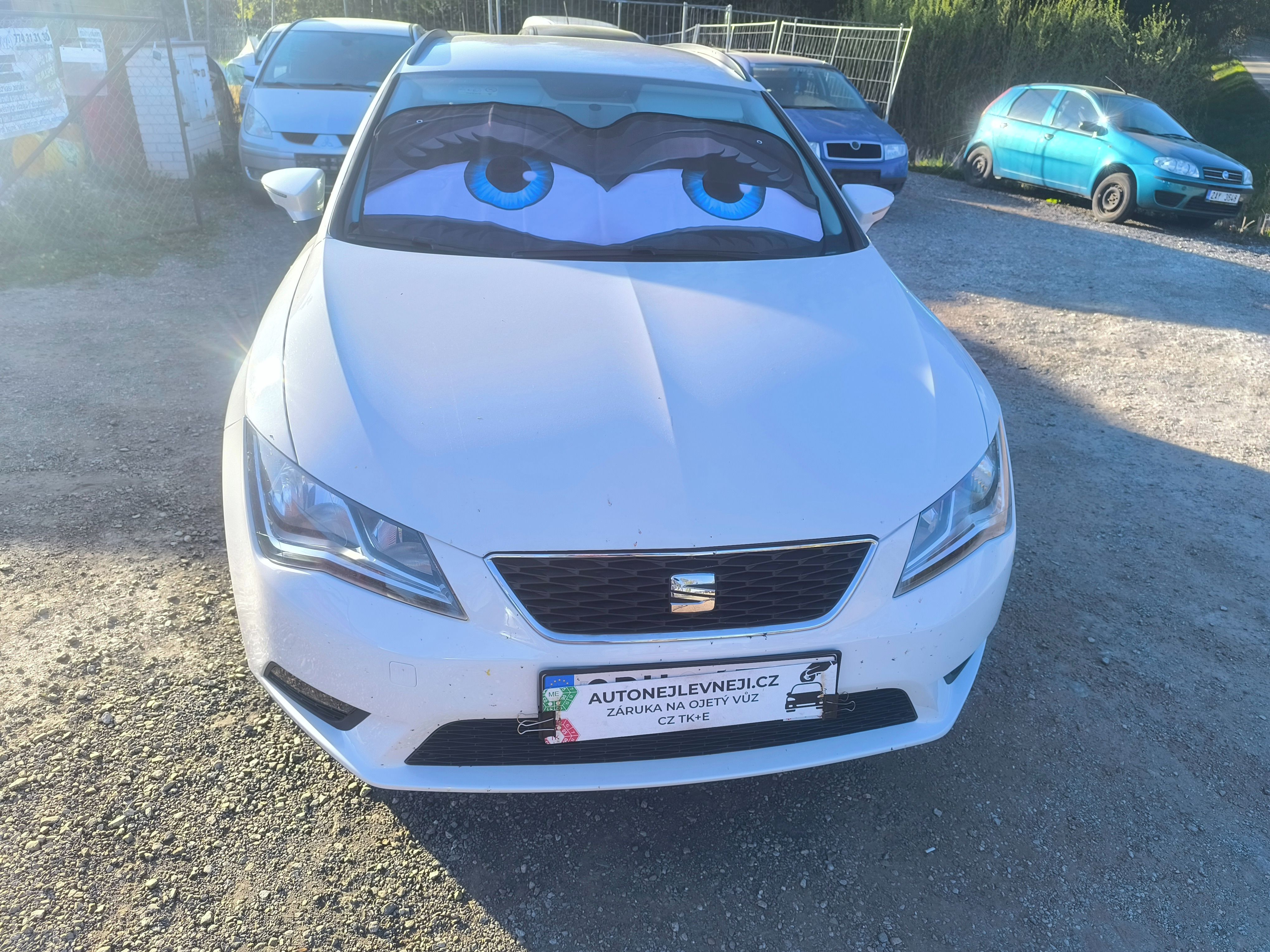 Seat Leon, 2.0TDI 110KW,KRÁSNÝ,SERVISKA - fotka 2
