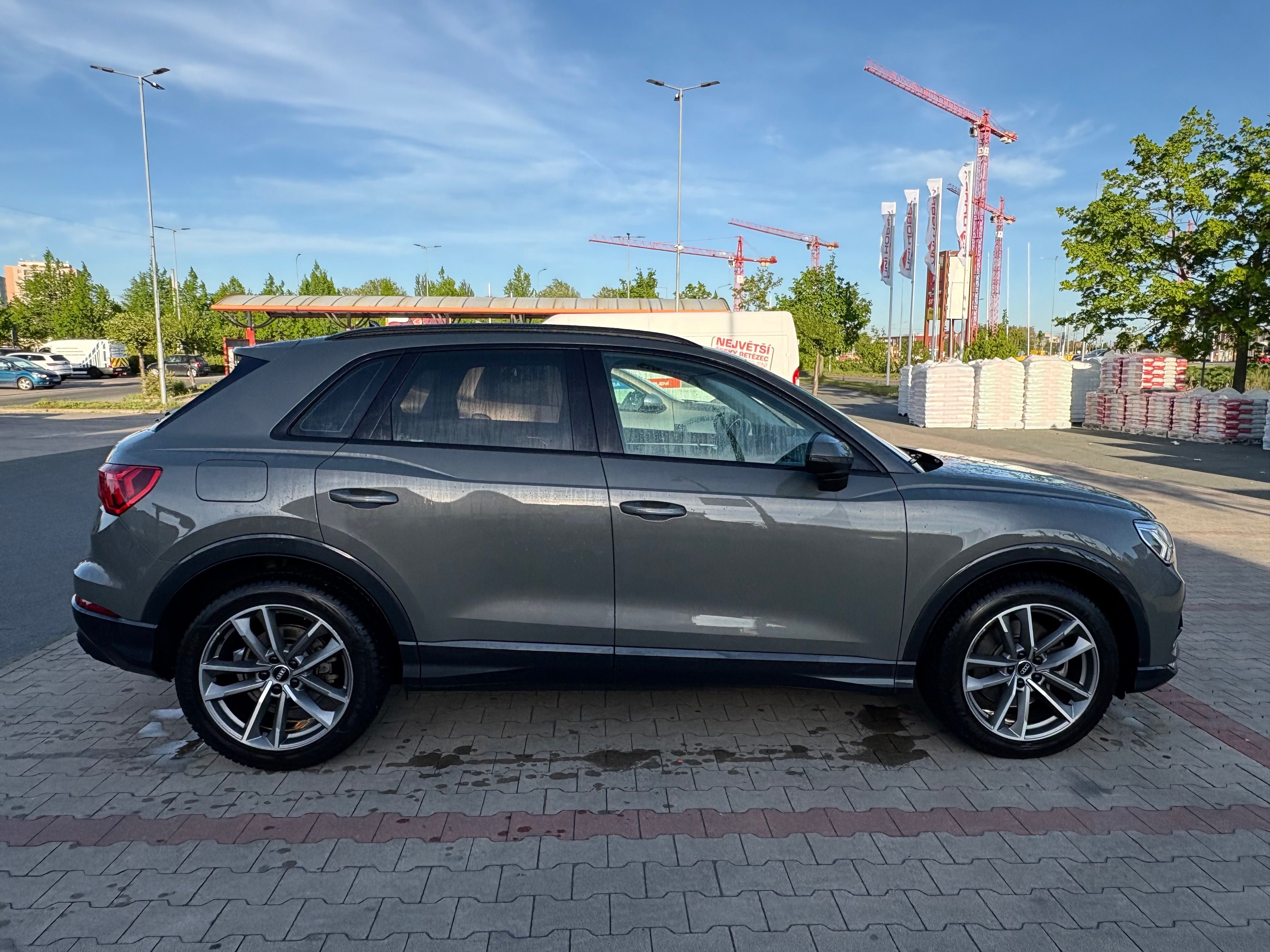 Audi Q3 - fotka 3
