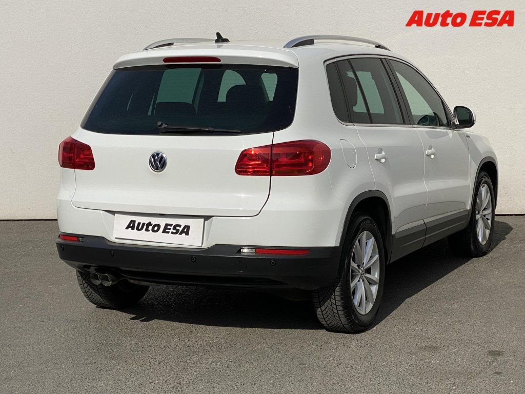 Volkswagen Tiguan, 2.0 TDi - fotka 4