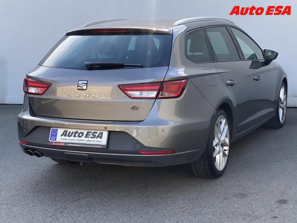 Seat Leon, 2.0 TDi - fotka 4