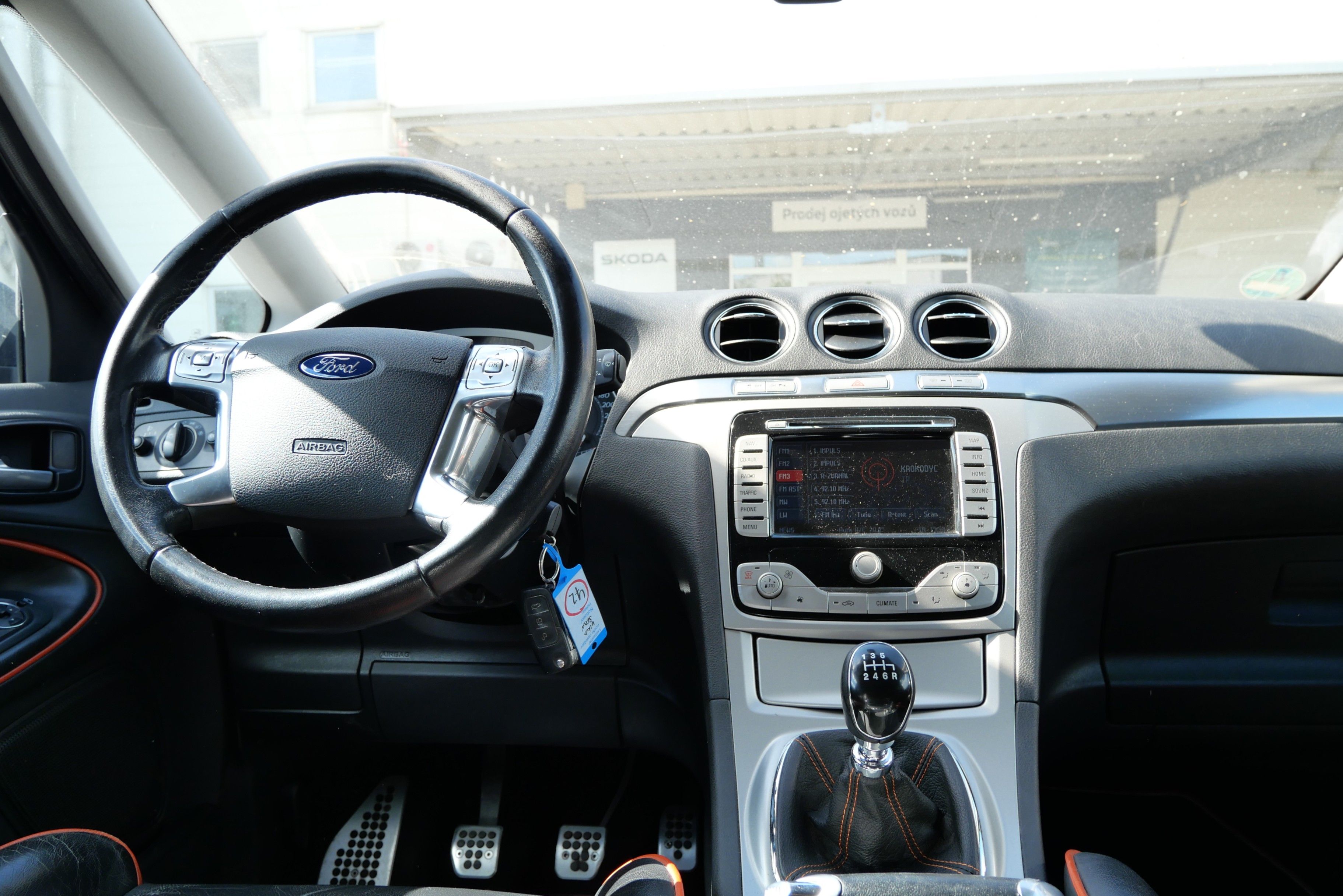 Ford S-MAX, 2.2 TDCi 129 kW Titanium - fotka 6