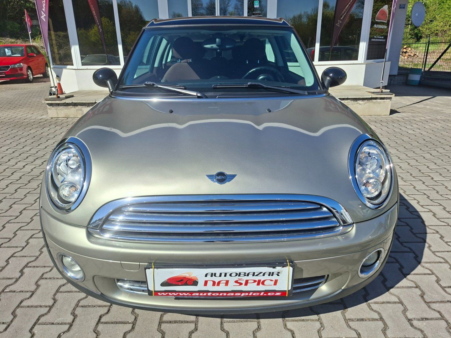 Mini Clubman, 1.6i 88kW -VYHŘ.SED.-P.SENSORY - fotka 3