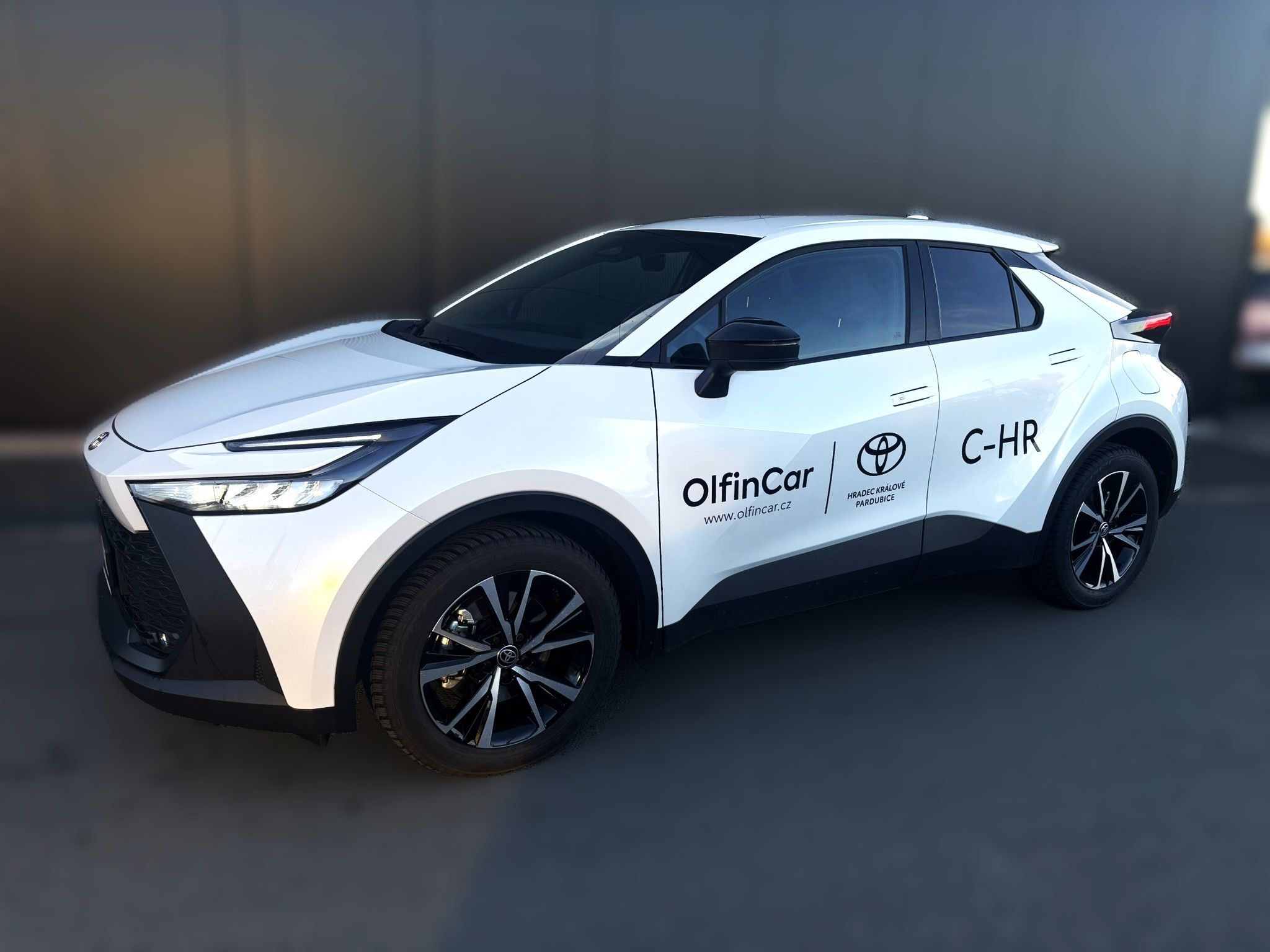 Toyota C-HR, Style         C-HR NG23 2.0L P - fotka 4