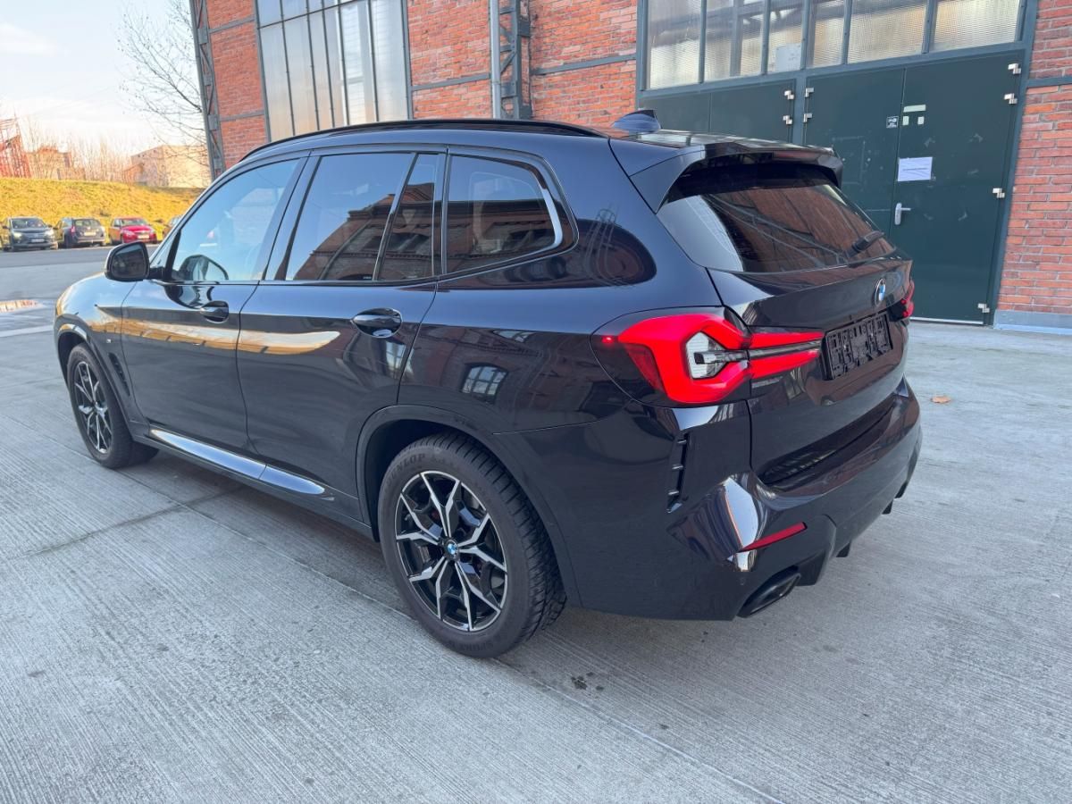 BMW X3, xDrive20d M paket + tažné - fotka 3