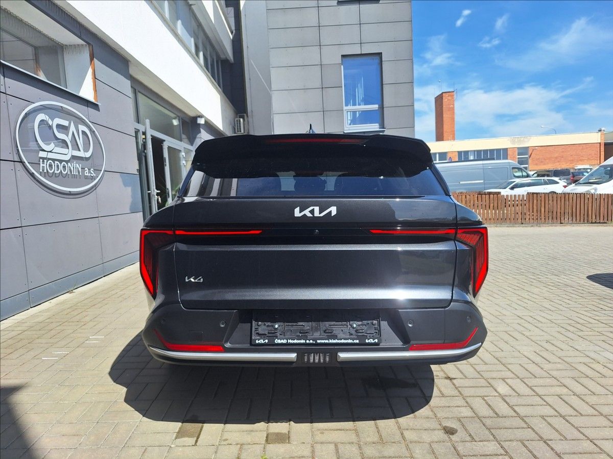 Kia K4, 1,6 7 DCT automat  Top - fotka 5