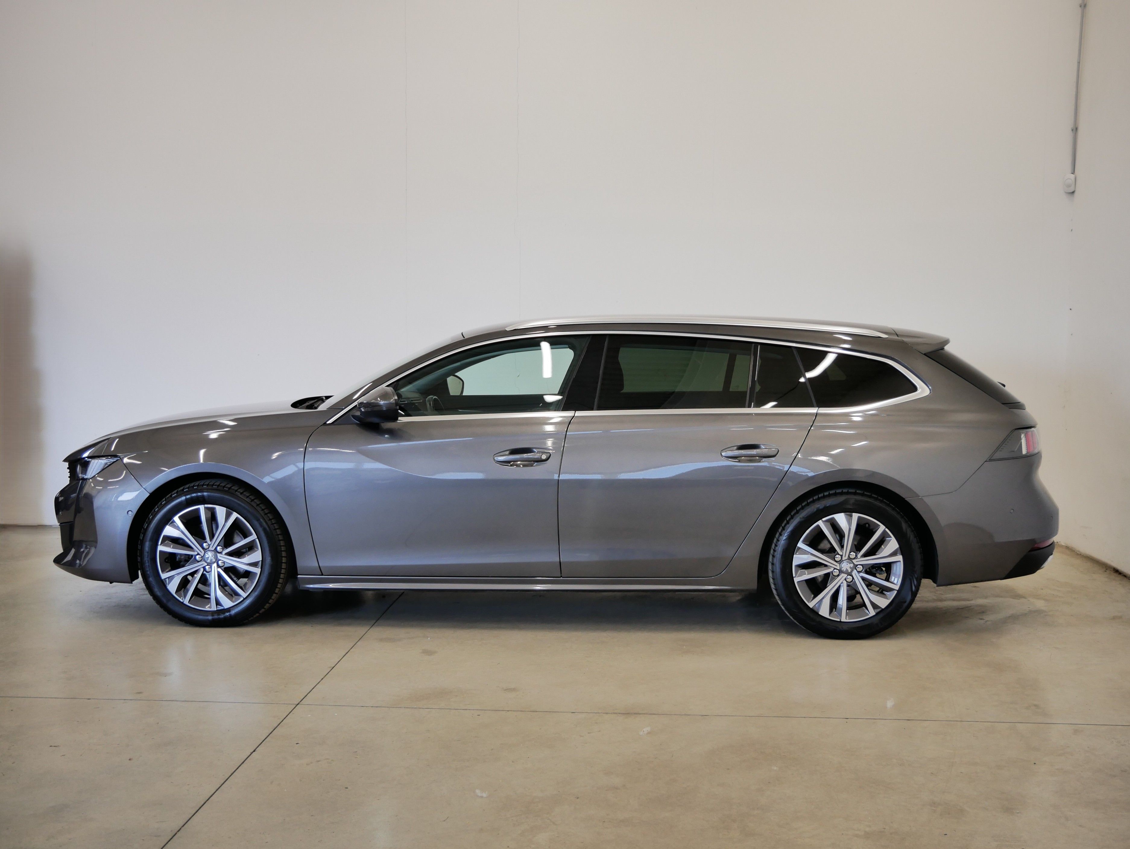 Peugeot 508, 1.5 Blue-HDi 96 kW Allure - fotka 3