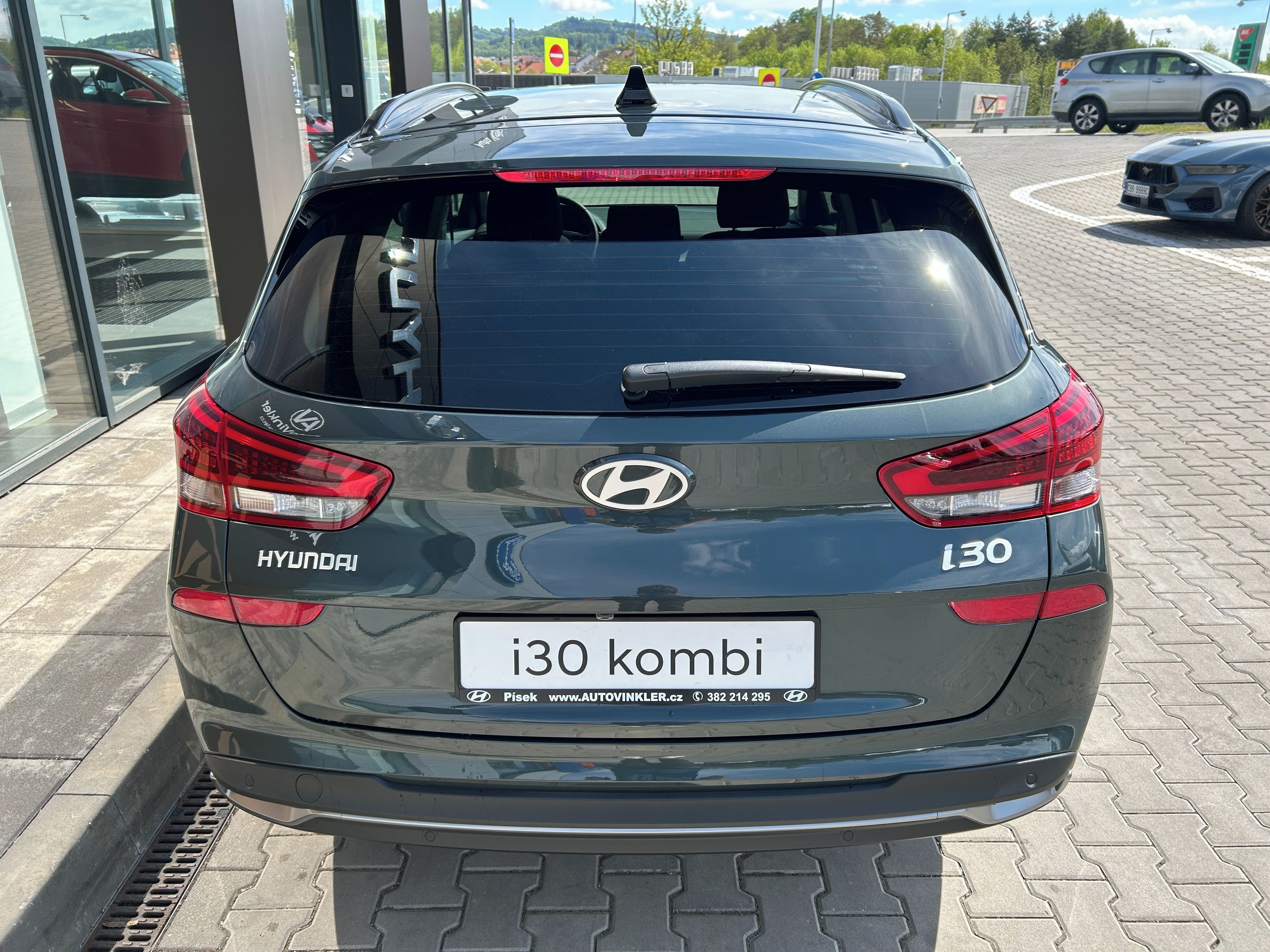 Hyundai i30, 26 WG 1,6 T-GDI DCT GO CZECH! - fotka 5