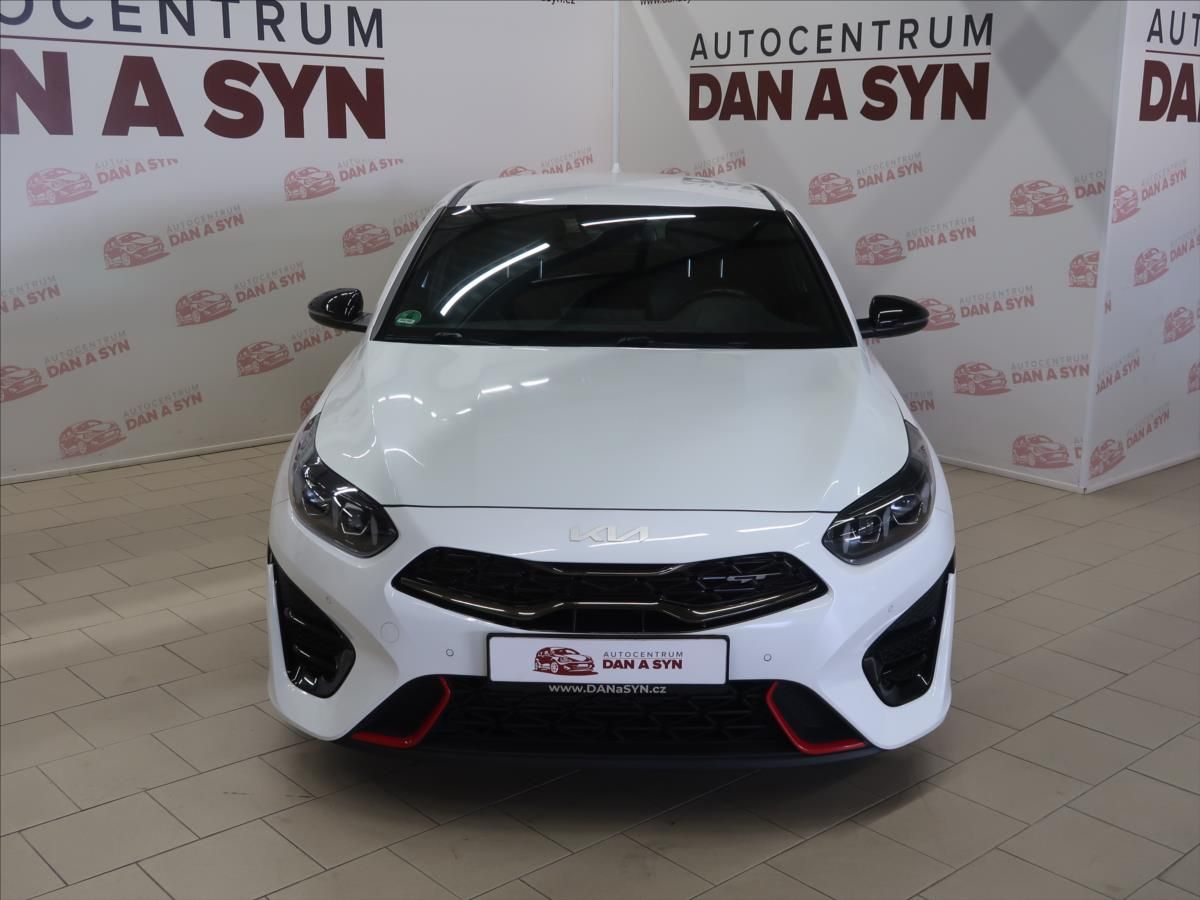 Kia ProCeed, 1,6 T-GDI GT 150KW CZ TOP STAV - fotka 2