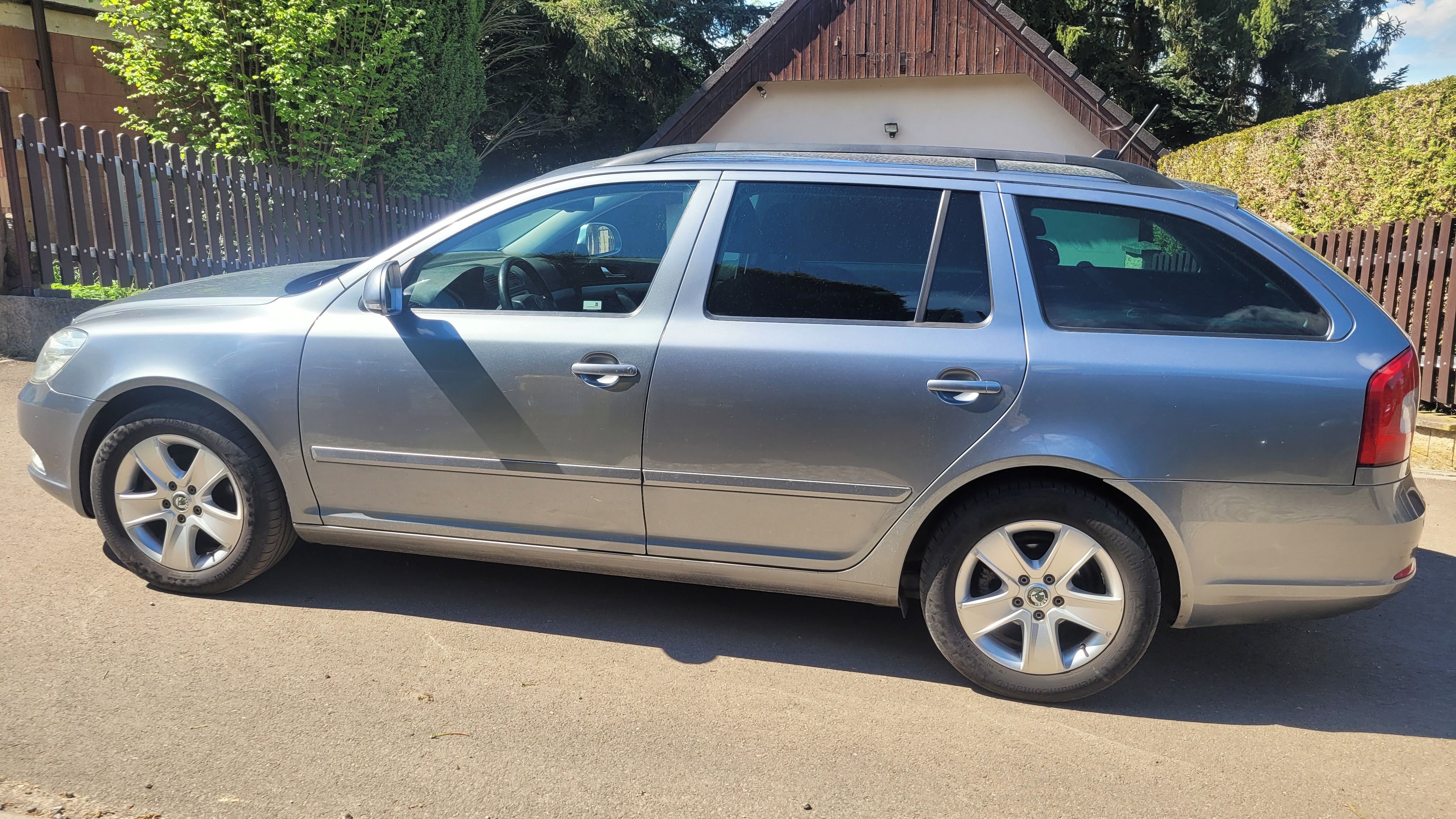Škoda Octavia - fotka 6