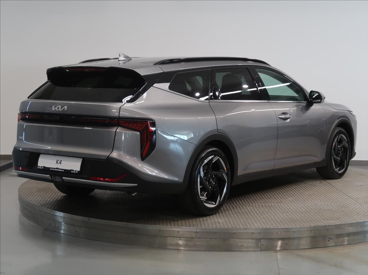 Kia K4, 1,6 T-GDi 7DCT SPTG  SW TOP - fotka 2