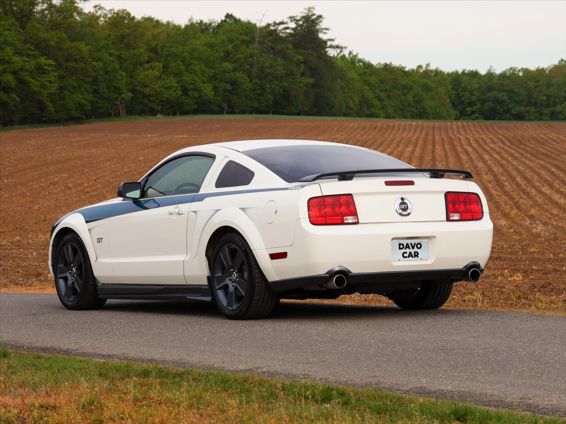 Ford Mustang, 4,6 GT 224kW Ford Racing USA - fotka 5