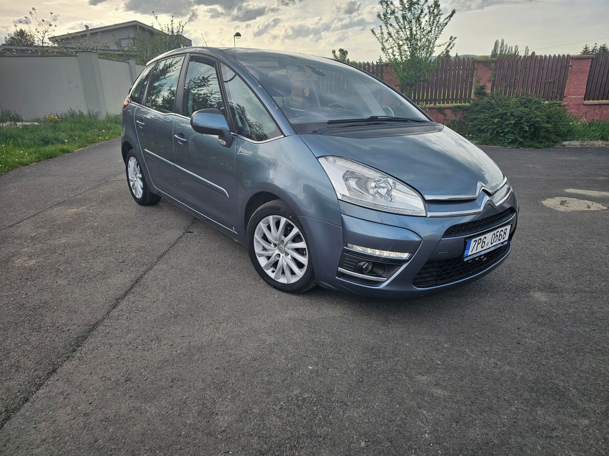 Citroën C4 Picasso, 1.6 HDi, 2011, nová STK