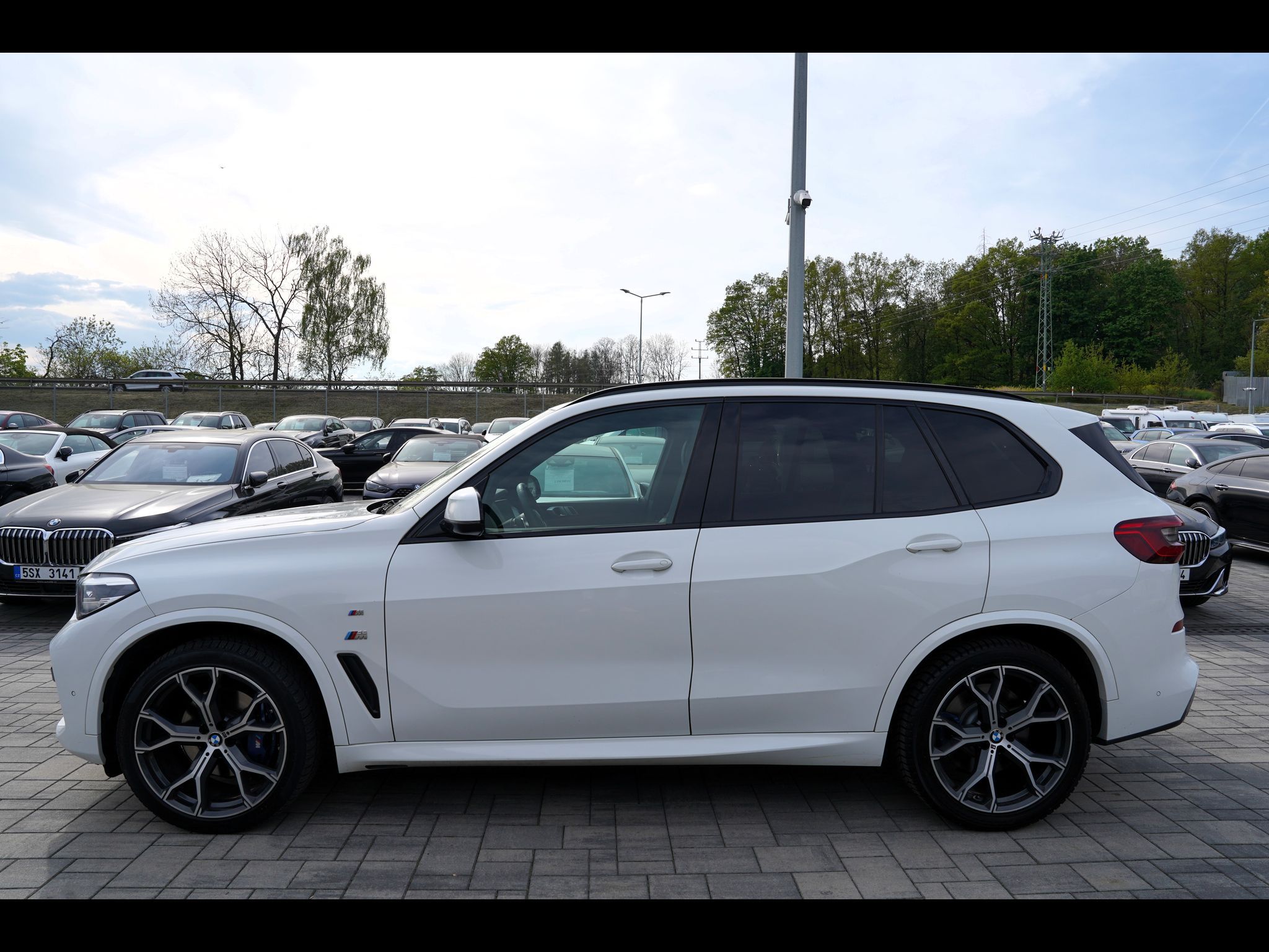 BMW X5, 30d xDrive, Mpaket/21"/Led - fotka 3