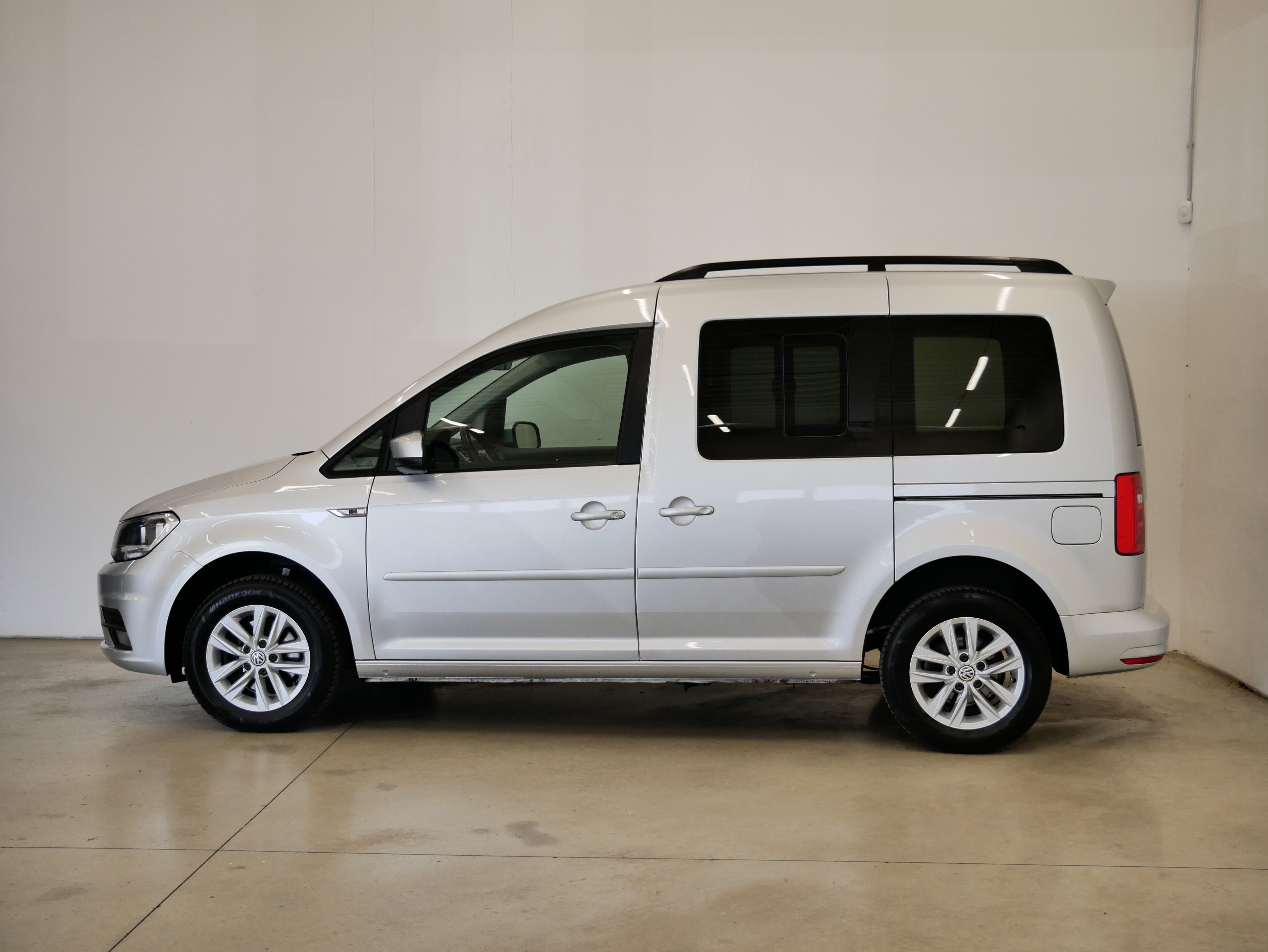 Volkswagen Caddy, 2.0 TDI 75 kW Comfortline - fotka 3